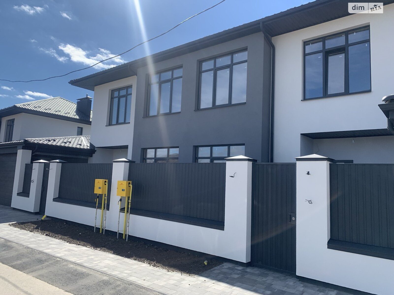 двухэтажный дом с отоплением, 123 кв. м, кирпич. Продажа в Белогородке фото 1 двухэтажный дом с отоплением, 123 кв. м, кирпич. Продажа в Белогородке фото 1