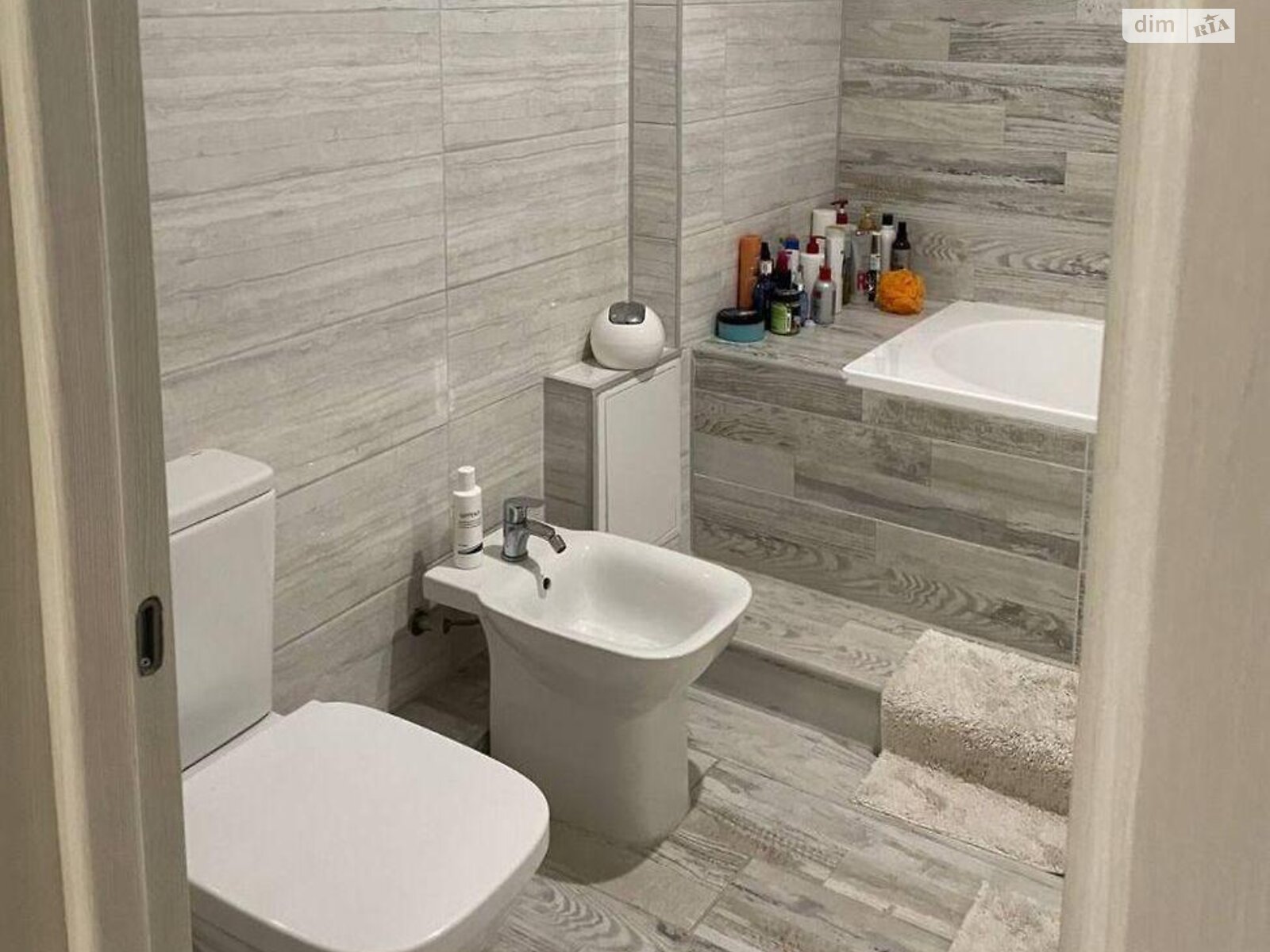 двухэтажный дом, 133.3 кв. м, кирпич. Продажа в Белогородке фото 1