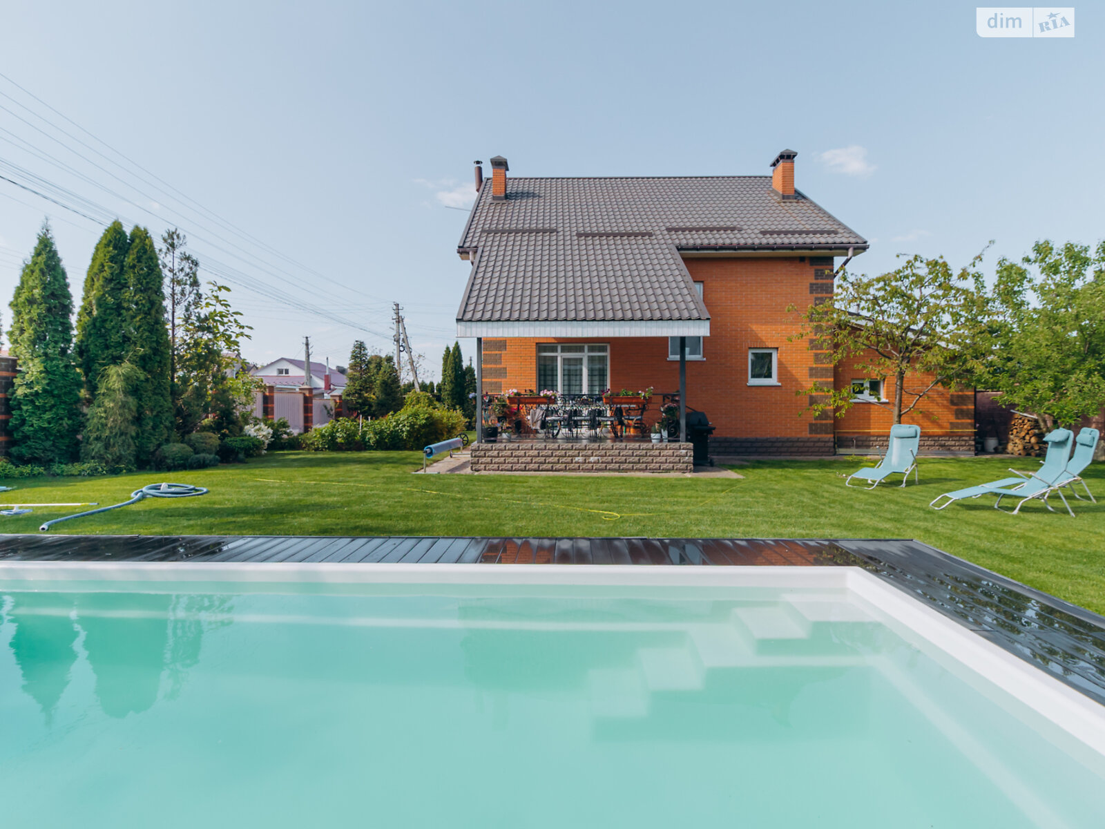 двухэтажный дом с гаражом, 176.1 кв. м, кирпич. Продажа в Белогородке фото 1 двухэтажный дом с гаражом, 176.1 кв. м, кирпич. Продажа в Белогородке фото 1