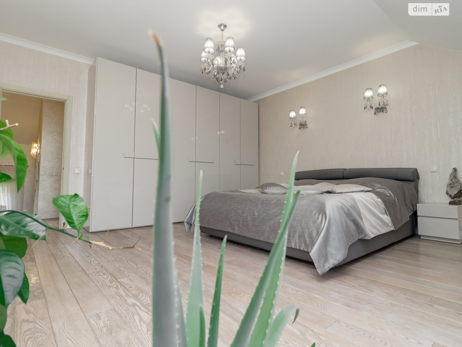 двухэтажный дом с гаражом, 176.1 кв. м, кирпич. Продажа в Белогородке фото 1 двухэтажный дом с гаражом, 176.1 кв. м, кирпич. Продажа в Белогородке фото 1