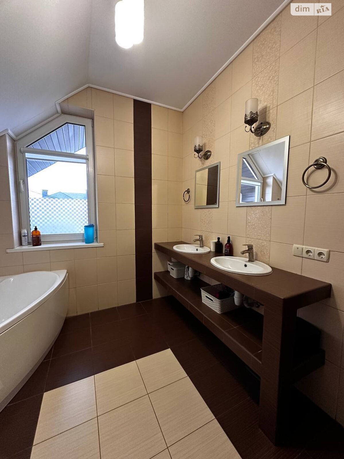 двухэтажный дом с гаражом, 233.5 кв. м, кирпич. Продажа в Шевченково фото 1 двухэтажный дом с гаражом, 233.5 кв. м, кирпич. Продажа в Шевченково фото 1