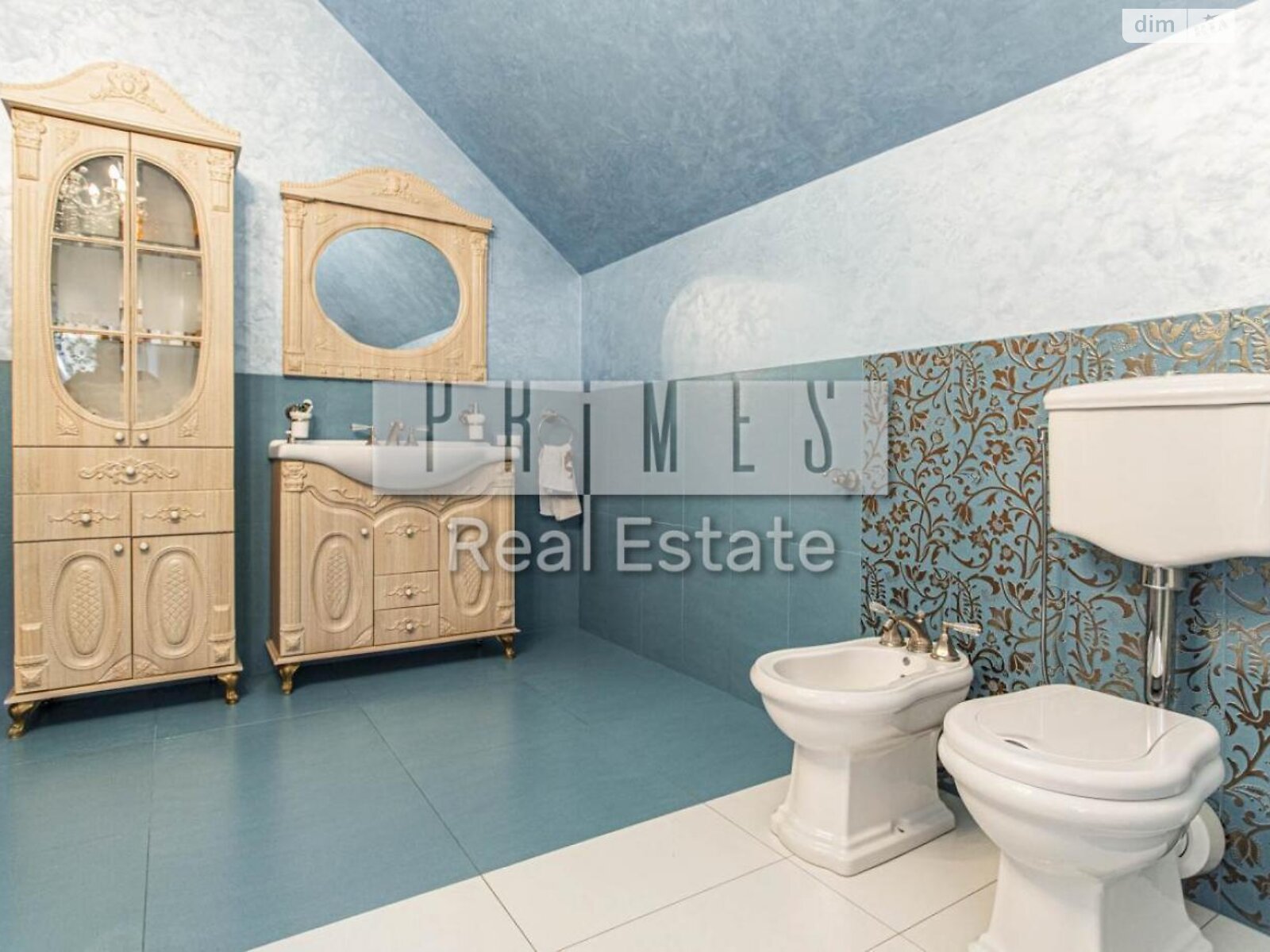 двухэтажный дом с балконом, 207.2 кв. м, кирпич. Продажа в Белогородке фото 1 двухэтажный дом с балконом, 207.2 кв. м, кирпич. Продажа в Белогородке фото 1