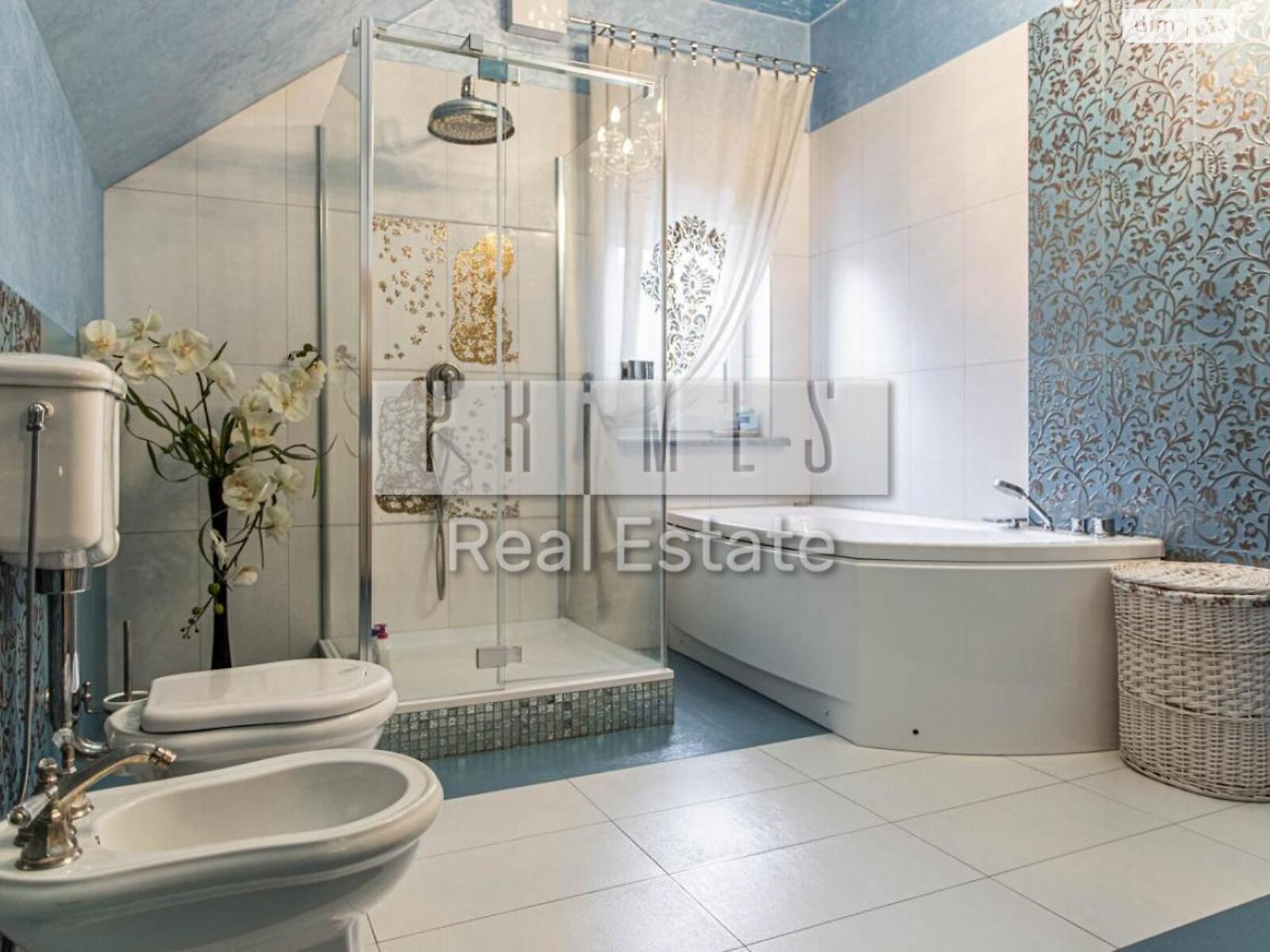 двухэтажный дом с балконом, 207.2 кв. м, кирпич. Продажа в Белогородке фото 1 двухэтажный дом с балконом, 207.2 кв. м, кирпич. Продажа в Белогородке фото 1