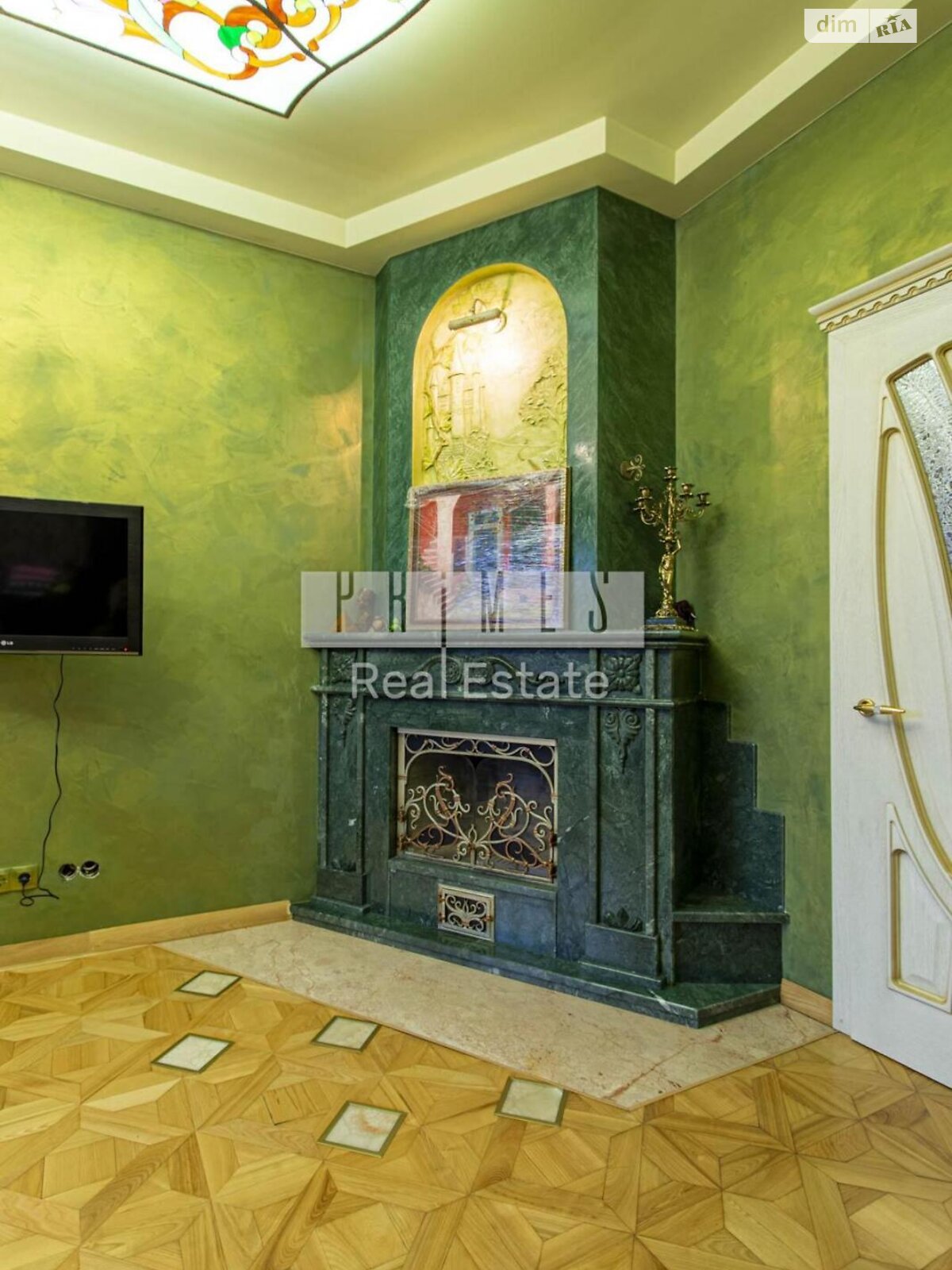 двухэтажный дом с балконом, 207.2 кв. м, кирпич. Продажа в Белогородке фото 1 двухэтажный дом с балконом, 207.2 кв. м, кирпич. Продажа в Белогородке фото 1