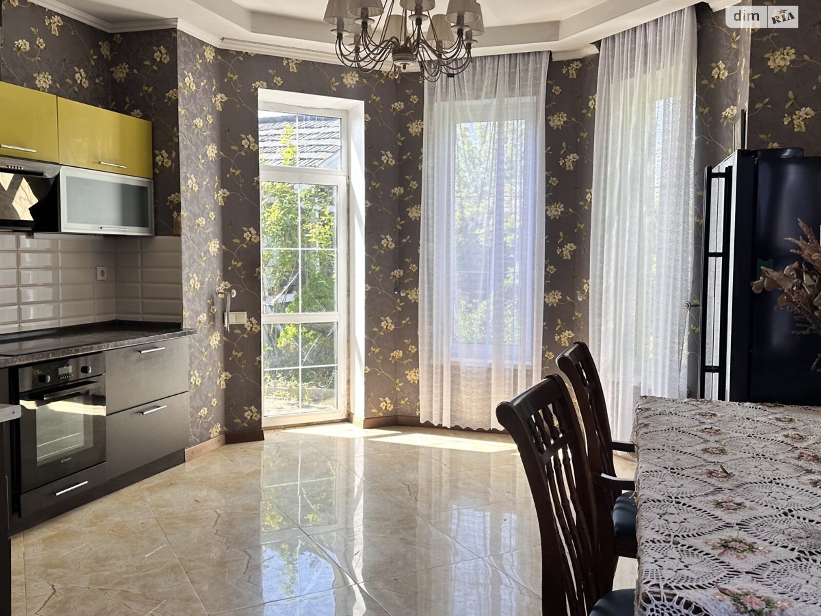 двухэтажный дом с ремонтом, 250 кв. м, кирпич. Продажа в Белогородке фото 1 двухэтажный дом с ремонтом, 250 кв. м, кирпич. Продажа в Белогородке фото 1