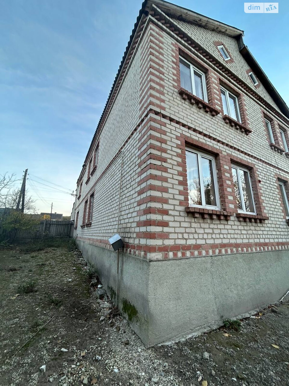 двухэтажный дом с ремонтом, 238 кв. м, кирпич. Продажа в Белокринице фото 1 двухэтажный дом с ремонтом, 238 кв. м, кирпич. Продажа в Белокринице фото 1