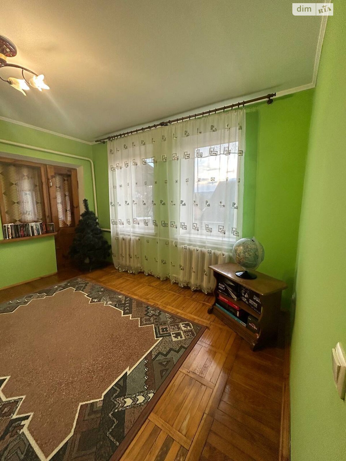двухэтажный дом с ремонтом, 238 кв. м, кирпич. Продажа в Белокринице фото 1 двухэтажный дом с ремонтом, 238 кв. м, кирпич. Продажа в Белокринице фото 1