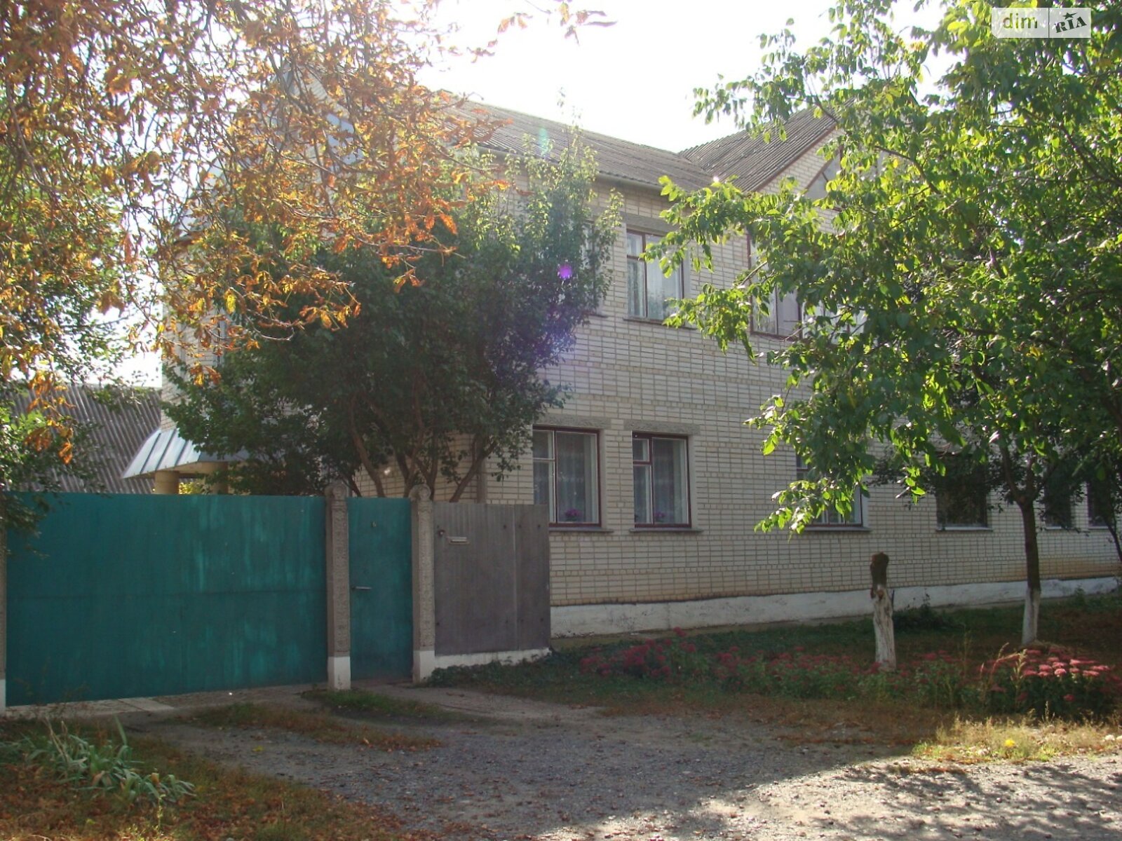 двухэтажный дом с гаражом, 180 кв. м, кирпич. Продажа в Белополье район Белополье фото 1 двухэтажный дом с гаражом, 180 кв. м, кирпич. Продажа в Белополье район Белополье фото 1