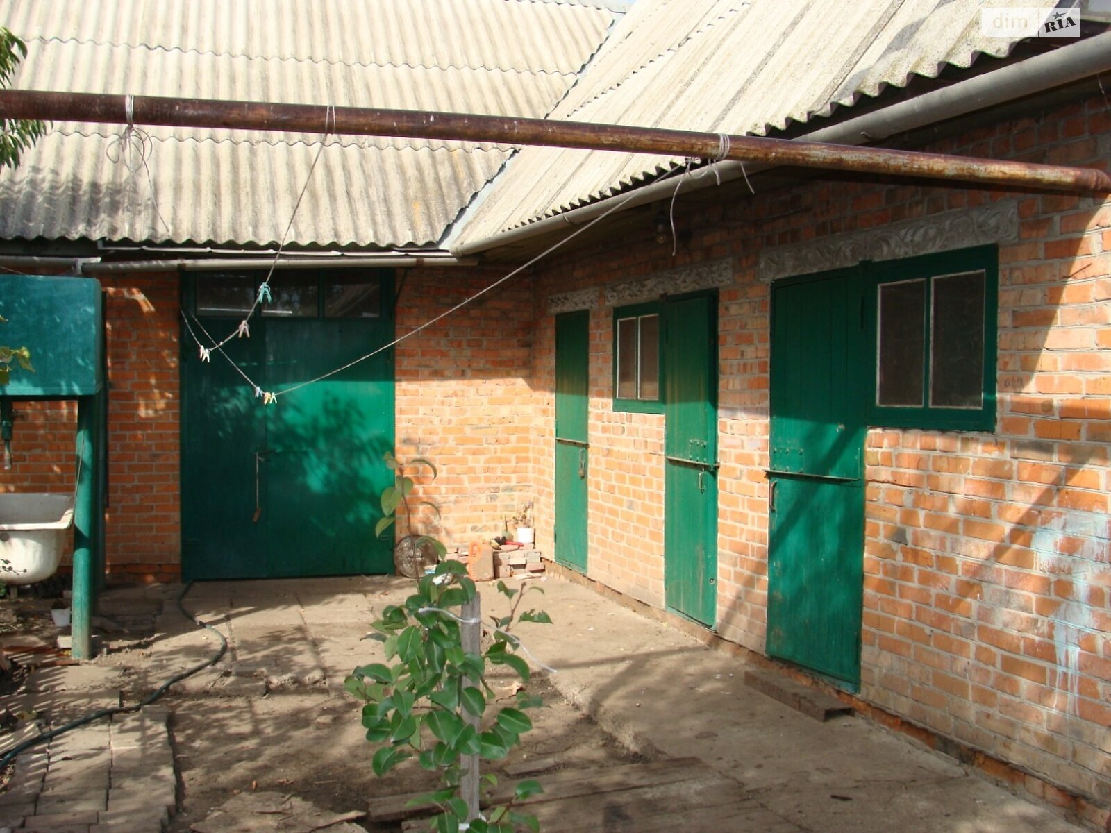 двухэтажный дом с гаражом, 180 кв. м, кирпич. Продажа в Белополье район Белополье фото 1 двухэтажный дом с гаражом, 180 кв. м, кирпич. Продажа в Белополье район Белополье фото 1