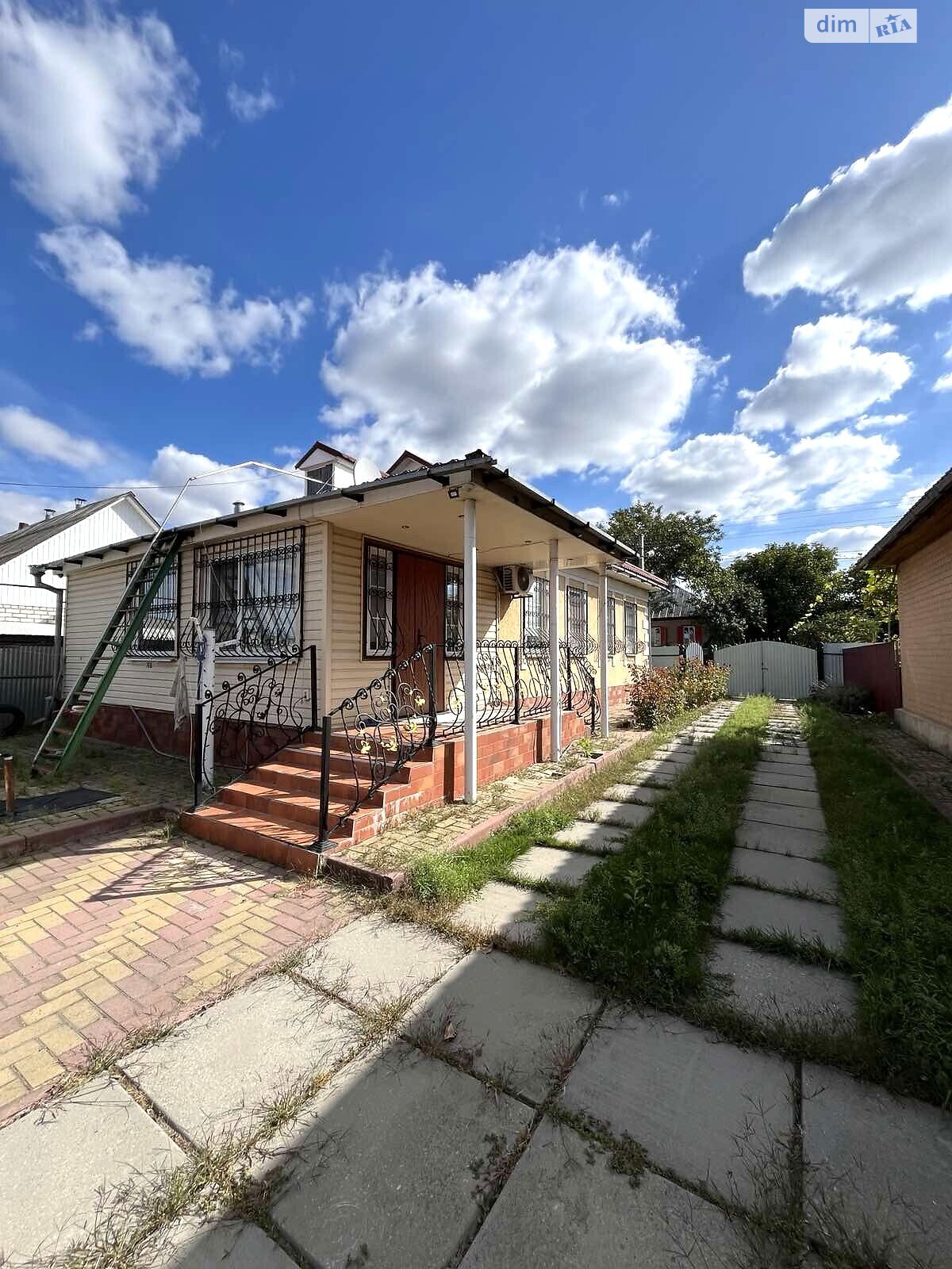 одноэтажный дом с гаражом, 77.8 кв. м, кирпич. Продажа в Белозерье фото 1