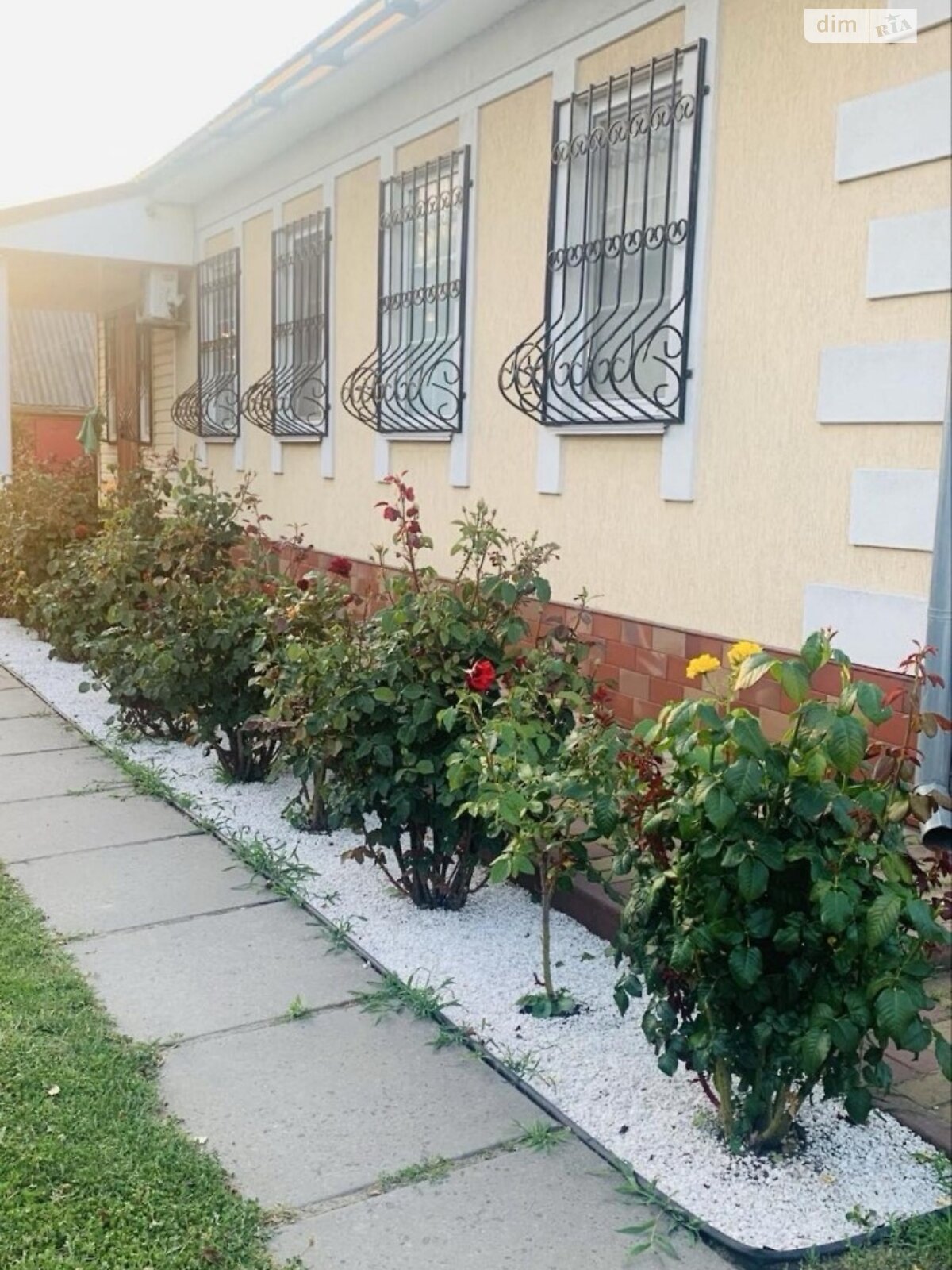 одноэтажный дом с гаражом, 77.8 кв. м, кирпич. Продажа в Белозерье фото 1