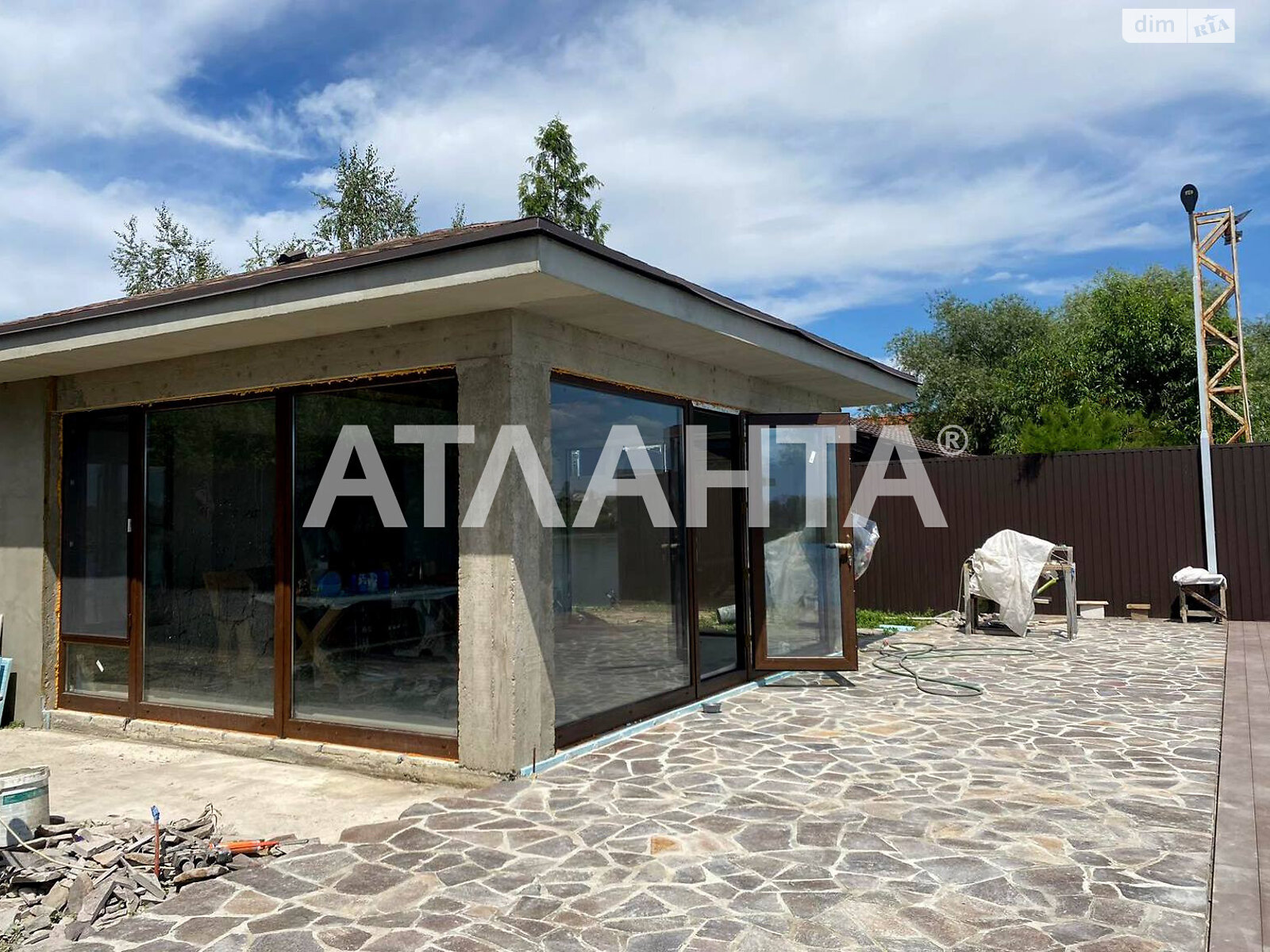 одноэтажный дом беседка, 234 кв. м, газобетон. Продажа в Маяках фото 1 одноэтажный дом беседка, 234 кв. м, газобетон. Продажа в Маяках фото 1