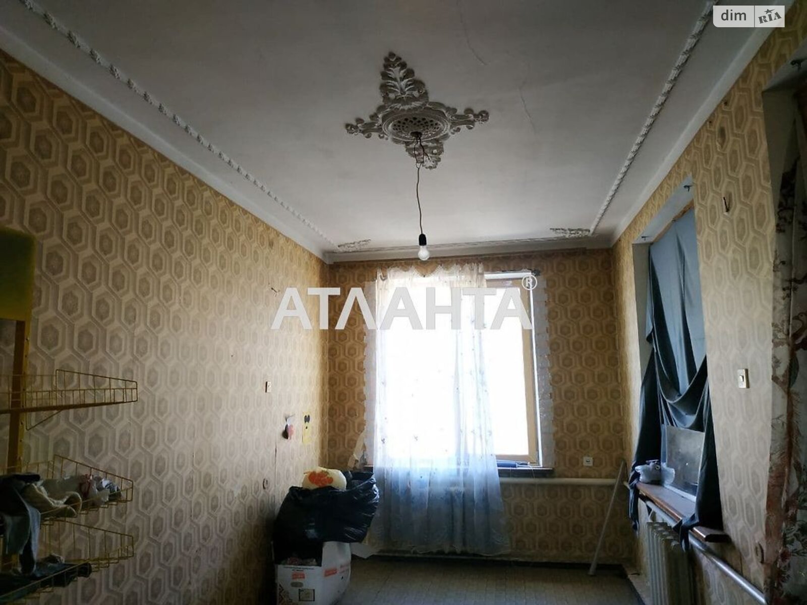 трехэтажный дом, 680 кв. м, кирпич. Продажа в undefined (Одесская обл.) фото 1