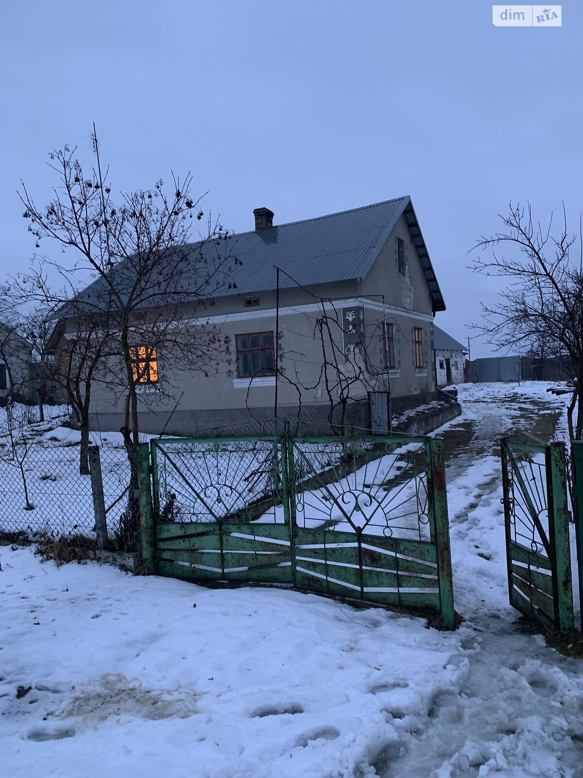 одноповерховий будинок з гаражем, 85 кв. м, керамзітобетон. Продаж у Білому Камені фото 1