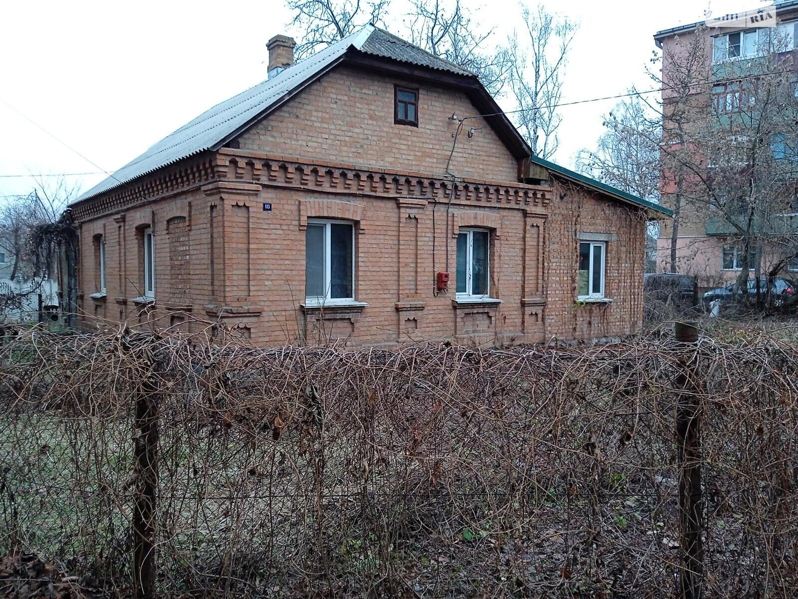 одноэтажный дом с гаражом, 64.2 кв. м, кирпич. Продажа в Бердичеве фото 1 одноэтажный дом с гаражом, 64.2 кв. м, кирпич. Продажа в Бердичеве фото 1