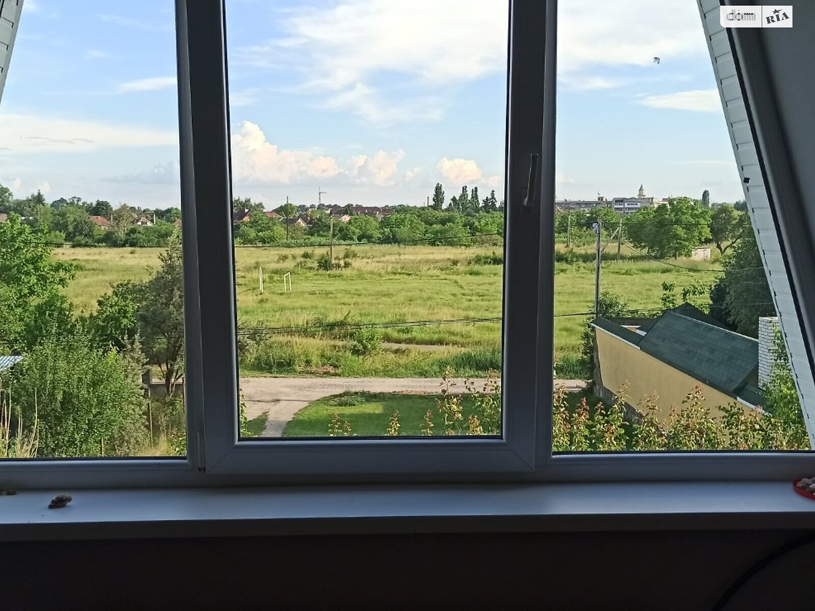 трехэтажный дом с гаражом, 180 кв. м, кирпич. Продажа в Берегове район Берегово фото 1 трехэтажный дом с гаражом, 180 кв. м, кирпич. Продажа в Берегове район Берегово фото 1
