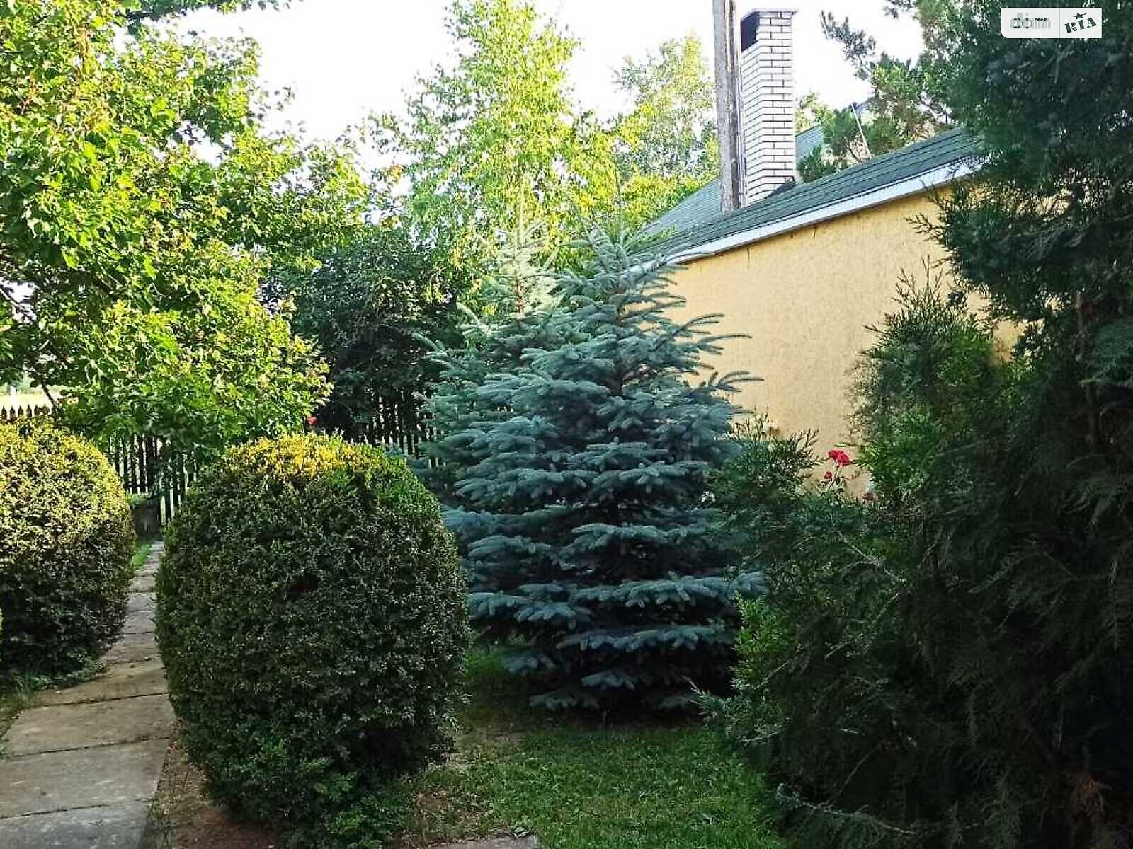 трехэтажный дом с гаражом, 180 кв. м, кирпич. Продажа в Берегове район Берегово фото 1 трехэтажный дом с гаражом, 180 кв. м, кирпич. Продажа в Берегове район Берегово фото 1
