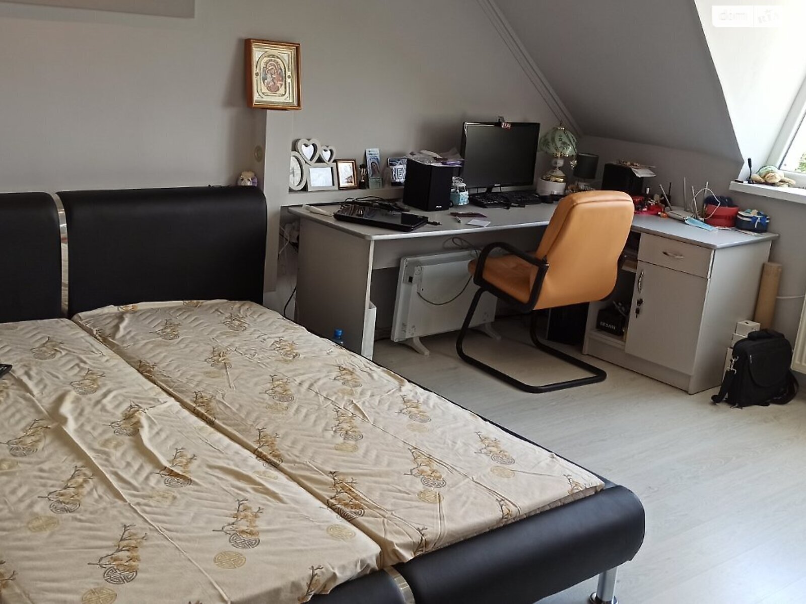 трехэтажный дом с гаражом, 180 кв. м, кирпич. Продажа в Берегове район Берегово фото 1 трехэтажный дом с гаражом, 180 кв. м, кирпич. Продажа в Берегове район Берегово фото 1
