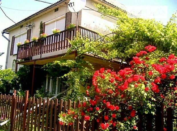 двухэтажный дом с садом, 158 кв. м, кирпич. Продажа в Попово (Закарпатская обл.) фото 1 двухэтажный дом с садом, 158 кв. м, кирпич. Продажа в Попово (Закарпатская обл.) фото 1