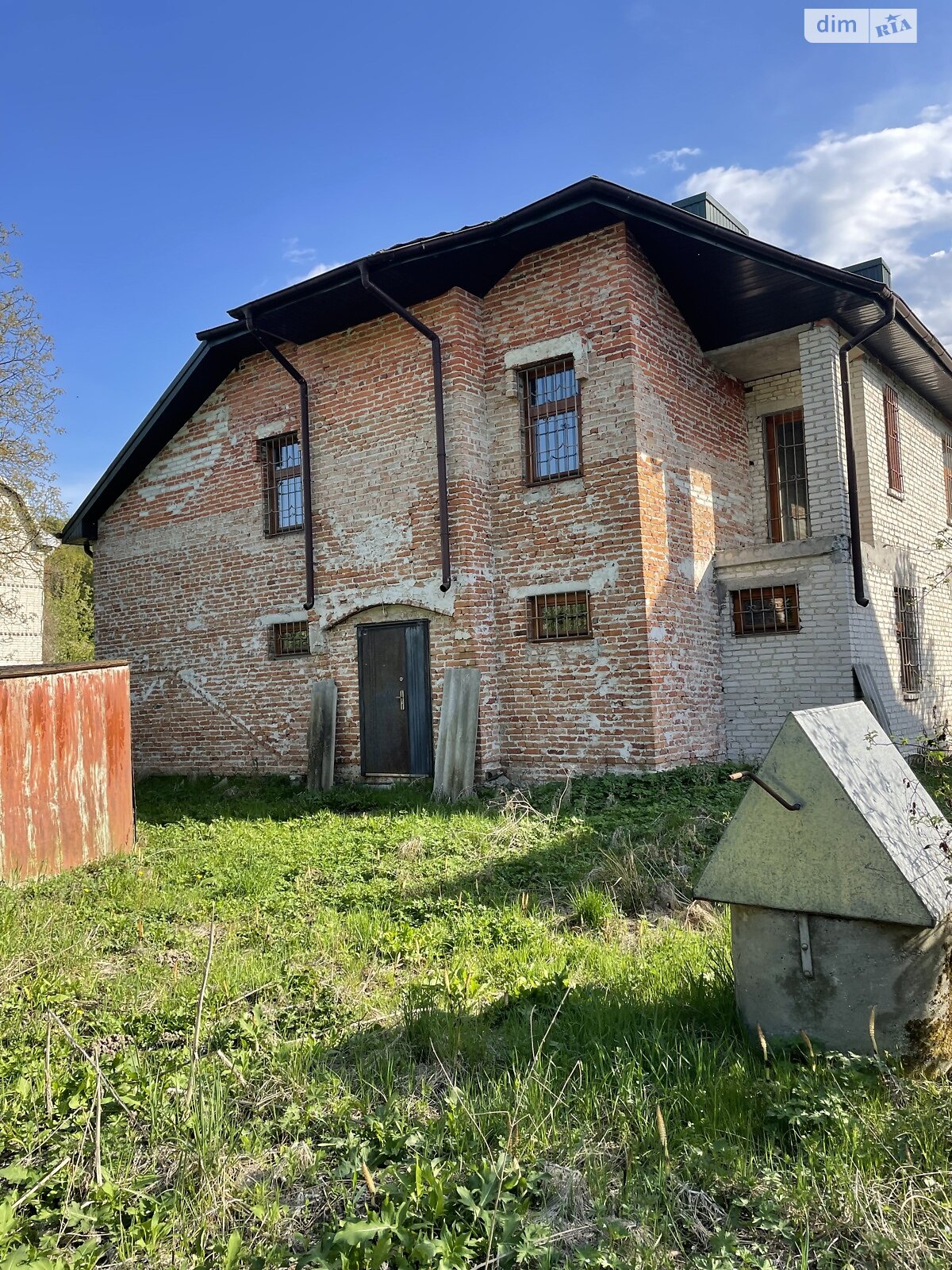 двоповерховий будинок, 195 кв. м, цегла. Продаж у Бережани фото 1 двоповерховий будинок, 195 кв. м, цегла. Продаж у Бережани фото 1