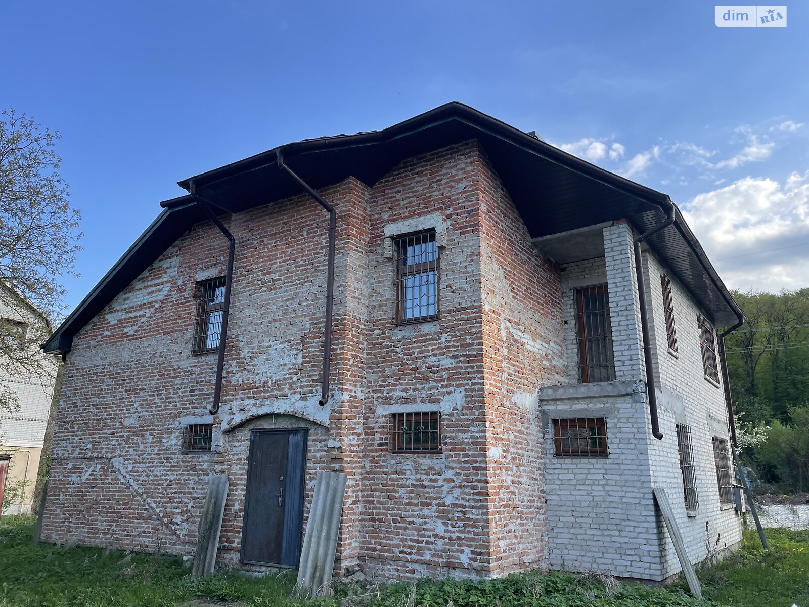 двоповерховий будинок, 195 кв. м, цегла. Продаж у Бережани фото 1 двоповерховий будинок, 195 кв. м, цегла. Продаж у Бережани фото 1