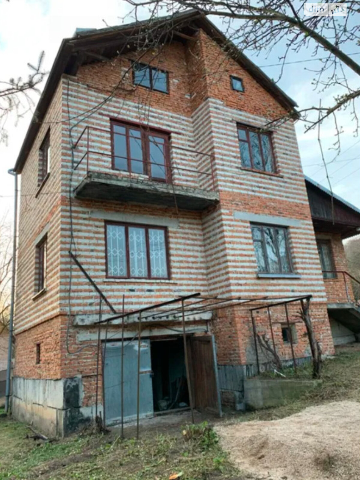 двухэтажный дом с гаражом, 100 кв. м, кирпич. Продажа в Бережанах фото 1