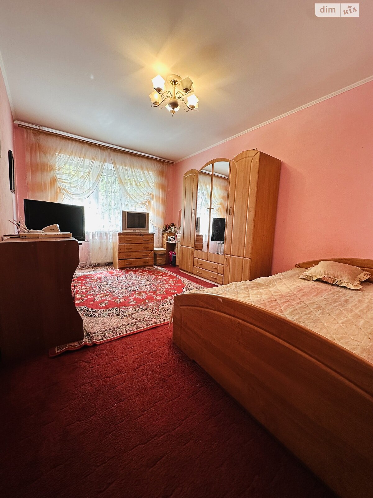 двоповерховий будинок з гаражем, 311 кв. м, кирпич. Продаж в Бережинці, район Масляниківка фото 1 двоповерховий будинок з гаражем, 311 кв. м, кирпич. Продаж в Бережинці, район Масляниківка фото 1