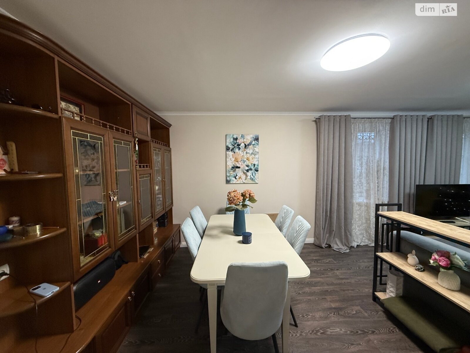 двухэтажный дом с верандой, 248 кв. м, кирпич. Продажа в Березани фото 1