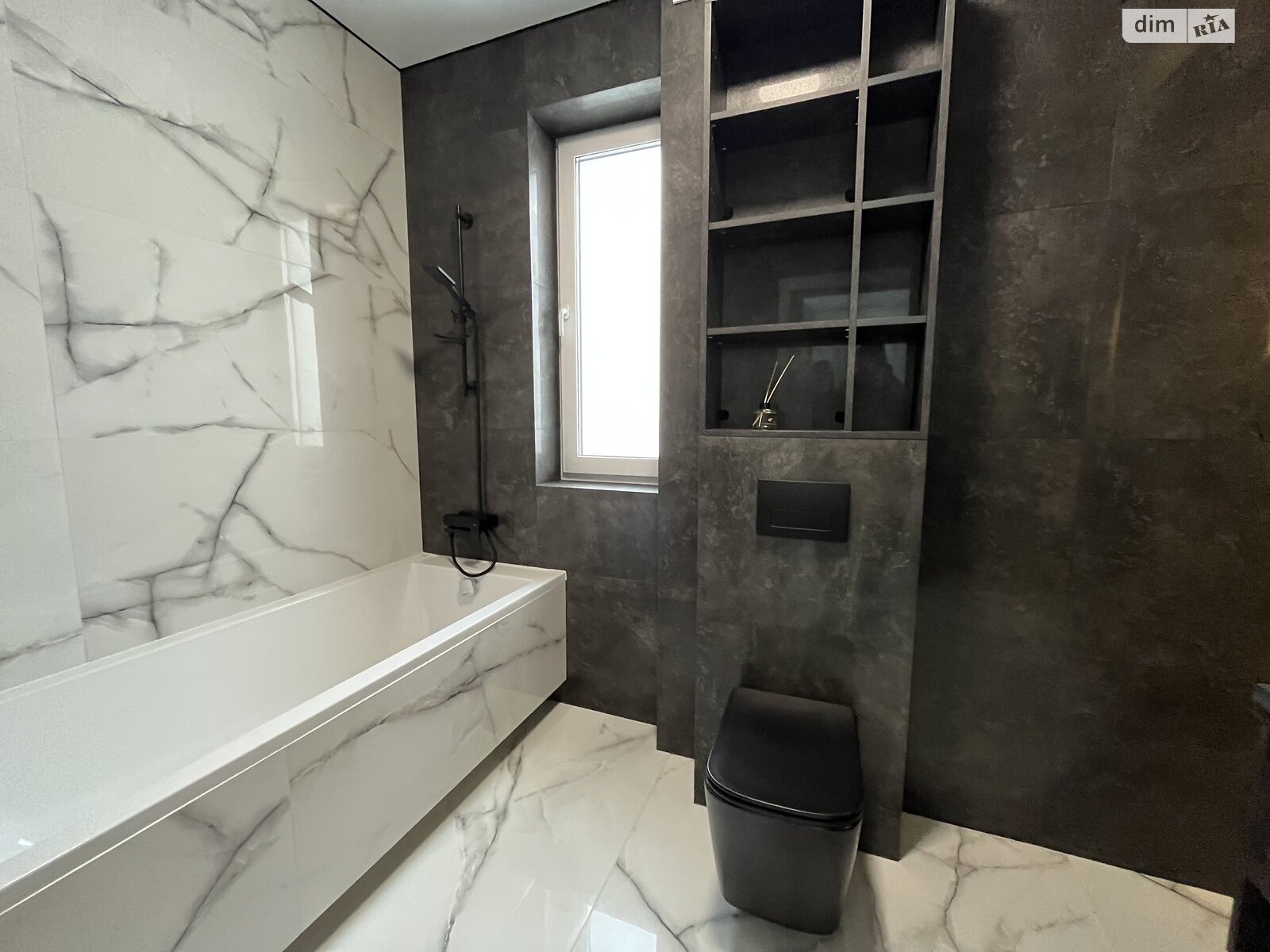 двухэтажный дом с балконом, 125 кв. м, кирпич. Продажа в Березиной фото 1 двухэтажный дом с балконом, 125 кв. м, кирпич. Продажа в Березиной фото 1