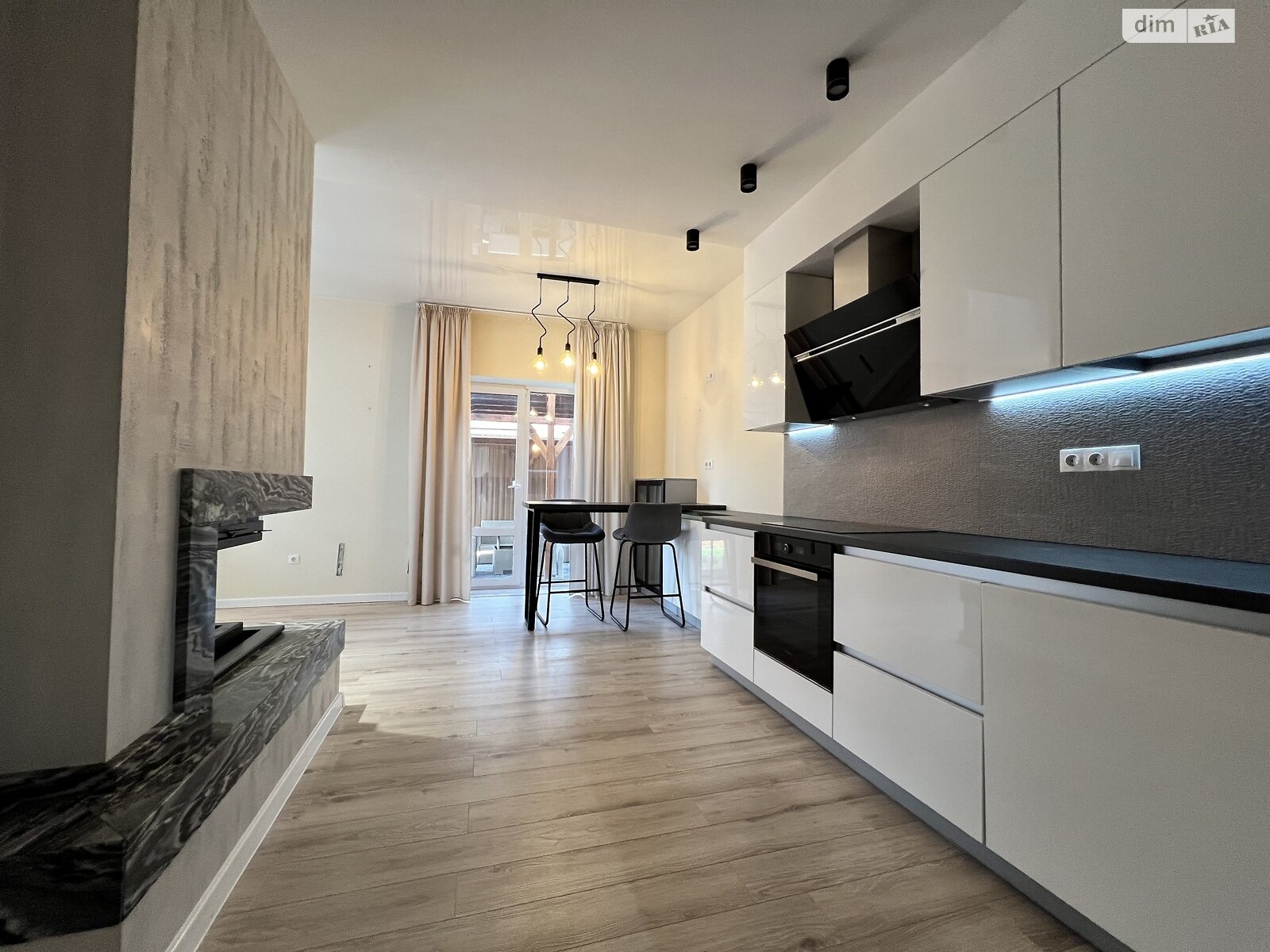 одноповерховий будинок з гаражем, 169.1 кв. м, цегла. Продаж у Березині фото 1 одноповерховий будинок з гаражем, 169.1 кв. м, цегла. Продаж у Березині фото 1