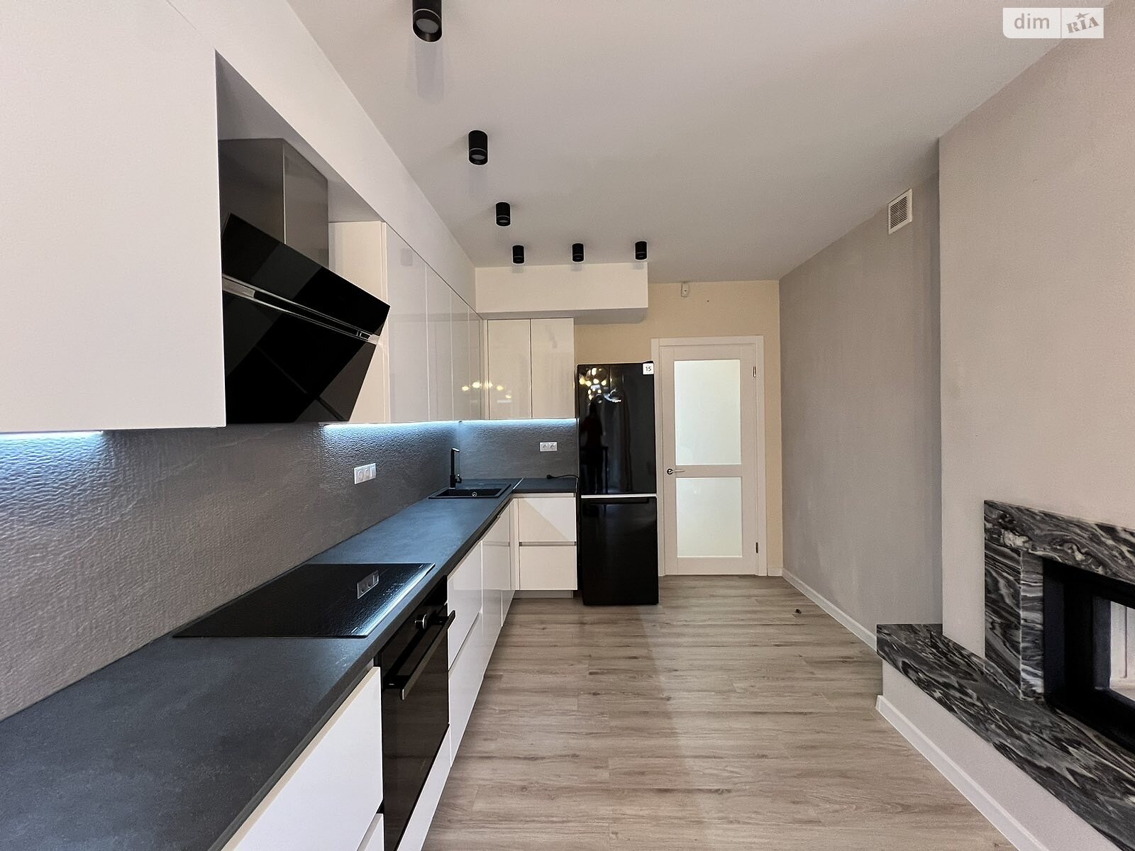 одноповерховий будинок з опаленням, 169.1 кв. м, цегла. Продаж у Березині фото 1 одноповерховий будинок з опаленням, 169.1 кв. м, цегла. Продаж у Березині фото 1