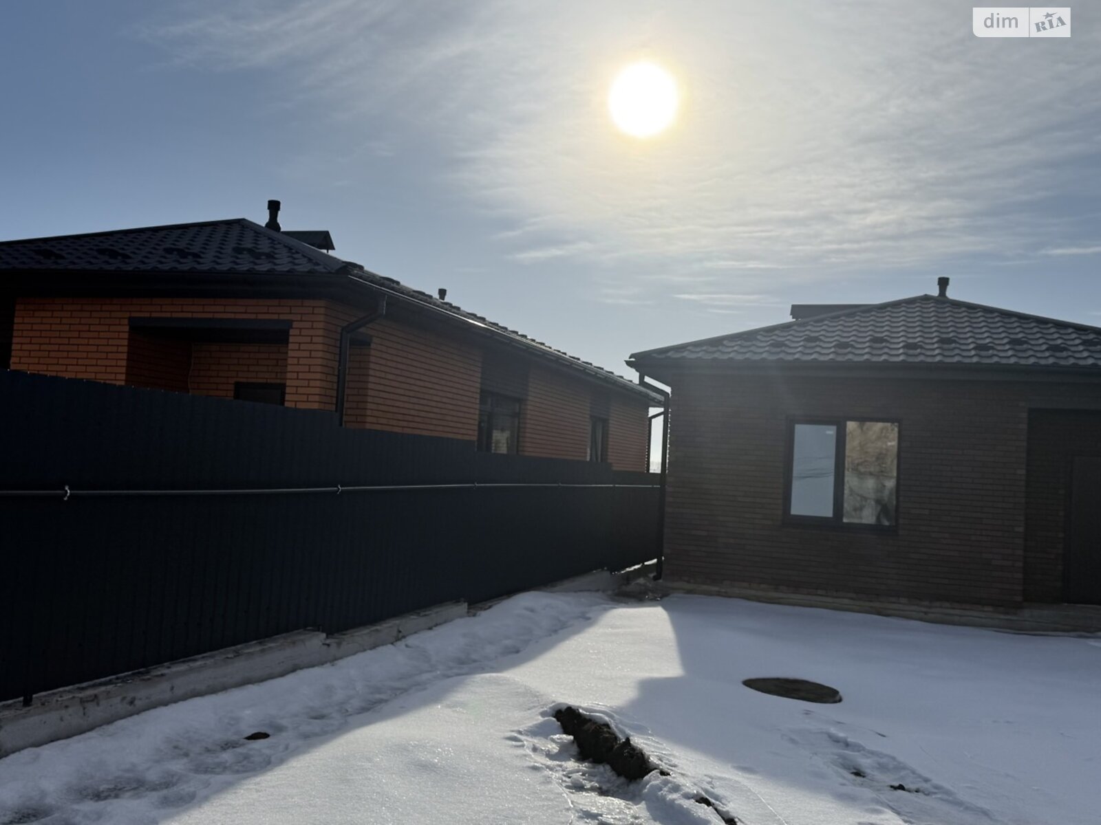 одноэтажный дом с отоплением, 80 кв. м, кирпич. Продажа в Березиной фото 1