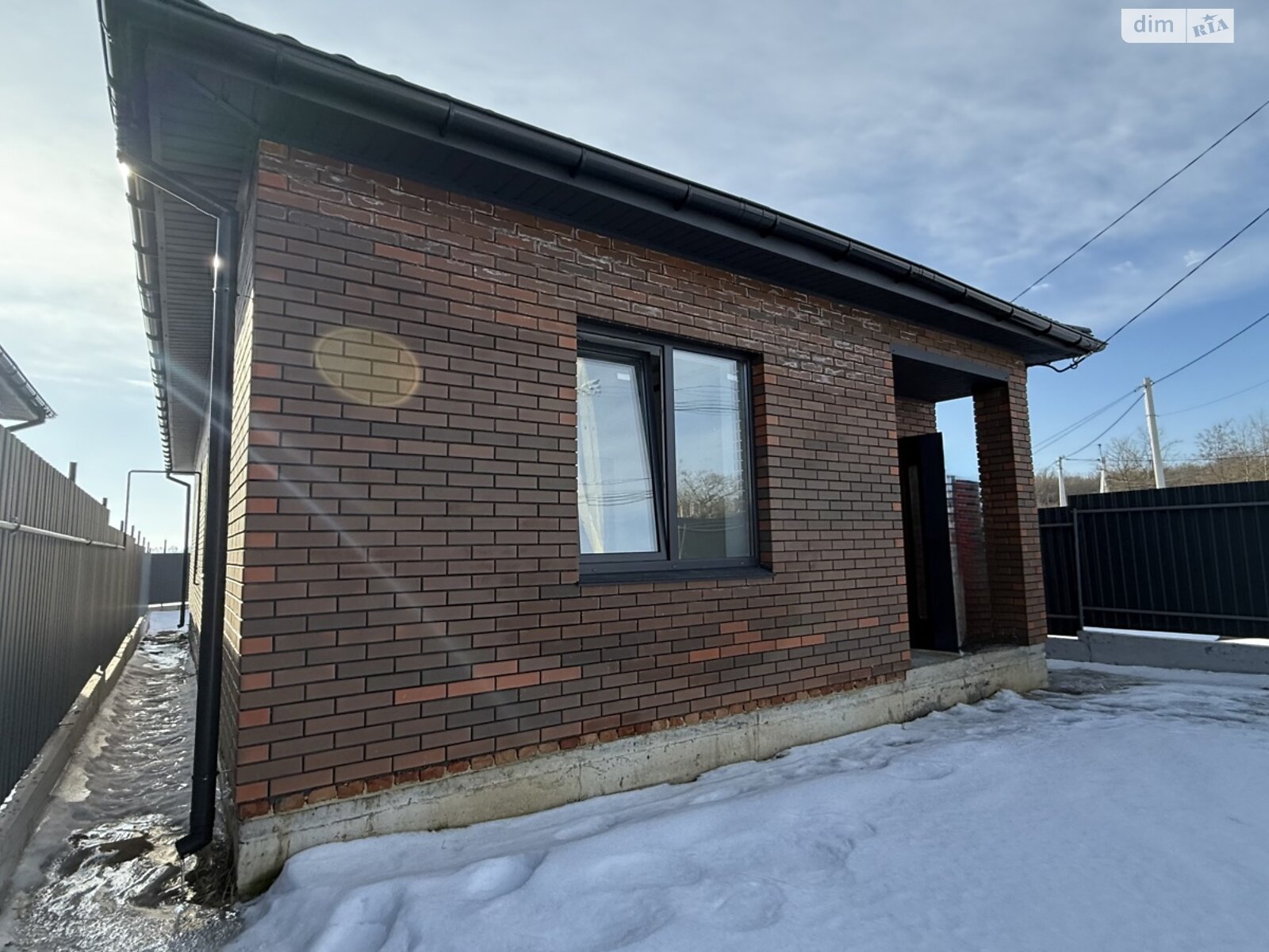 одноэтажный дом с отоплением, 80 кв. м, кирпич. Продажа в Березиной фото 1