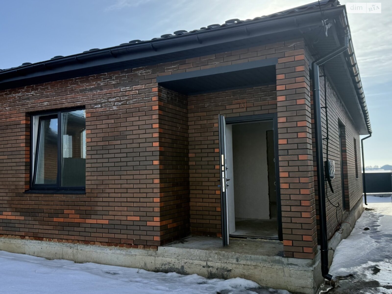 одноэтажный дом с отоплением, 80 кв. м, кирпич. Продажа в Березиной фото 1