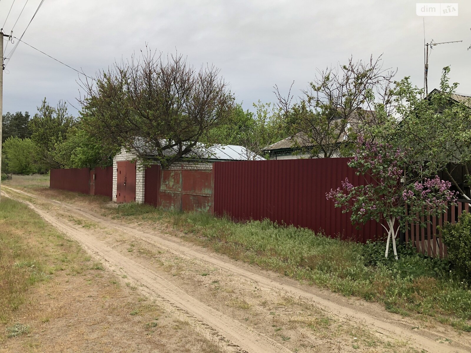 одноэтажный дом с верандой, 40.1 кв. м, дерево и кирпич. Продажа в Березняках фото 1 одноэтажный дом с верандой, 40.1 кв. м, дерево и кирпич. Продажа в Березняках фото 1