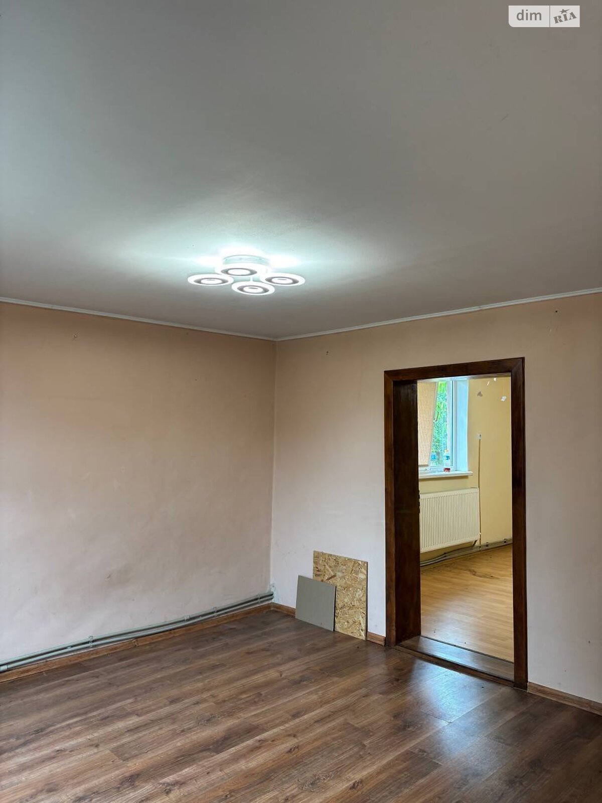 одноэтажный дом с гаражом, 67 кв. м, кирпич. Продажа в Березовке фото 1