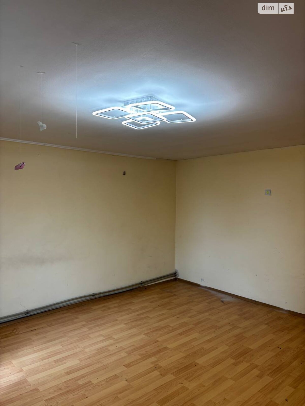 одноэтажный дом с гаражом, 67 кв. м, кирпич. Продажа в Березовке фото 1