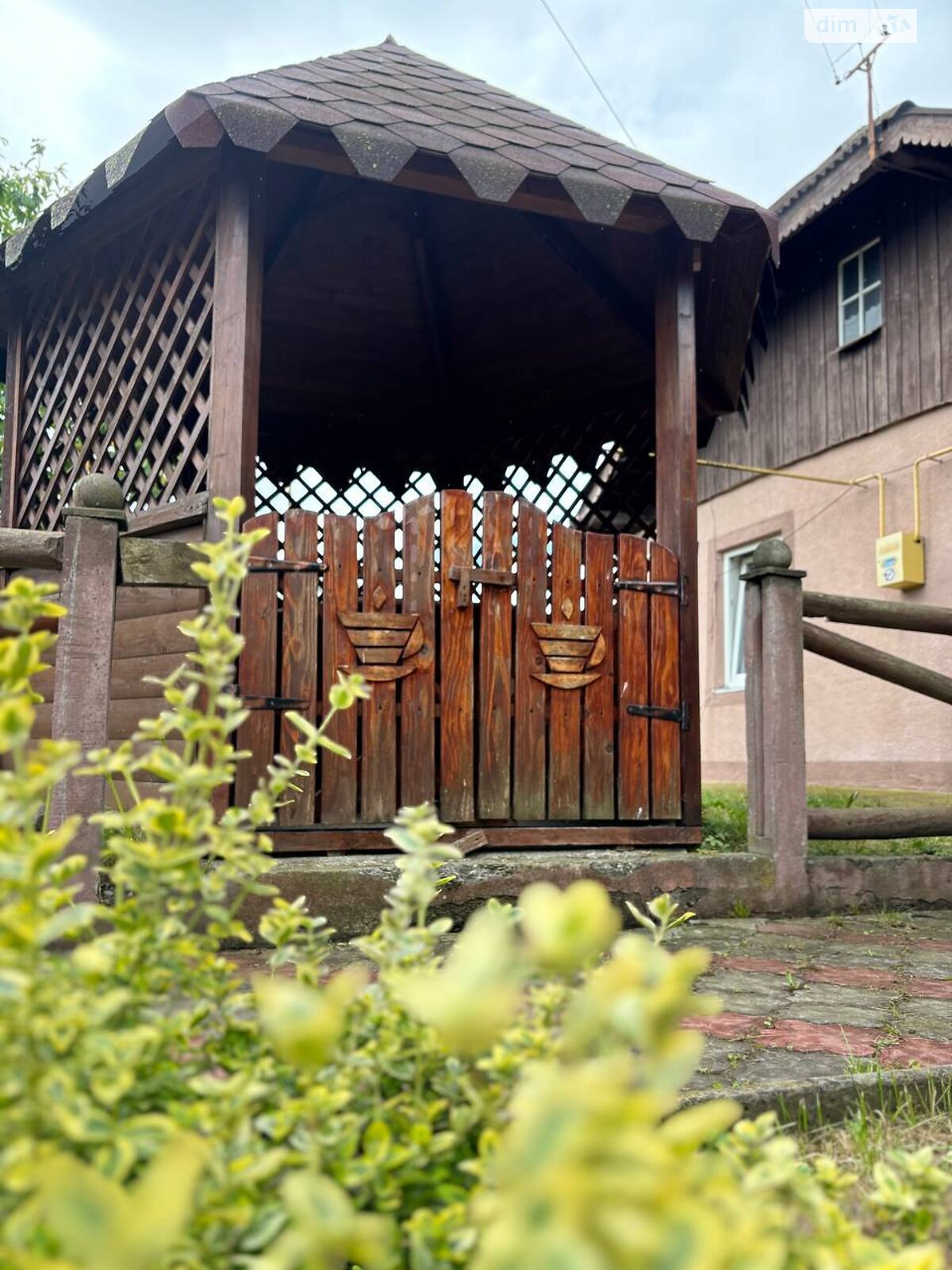 одноэтажный дом с гаражом, 67 кв. м, кирпич. Продажа в Березовке фото 1