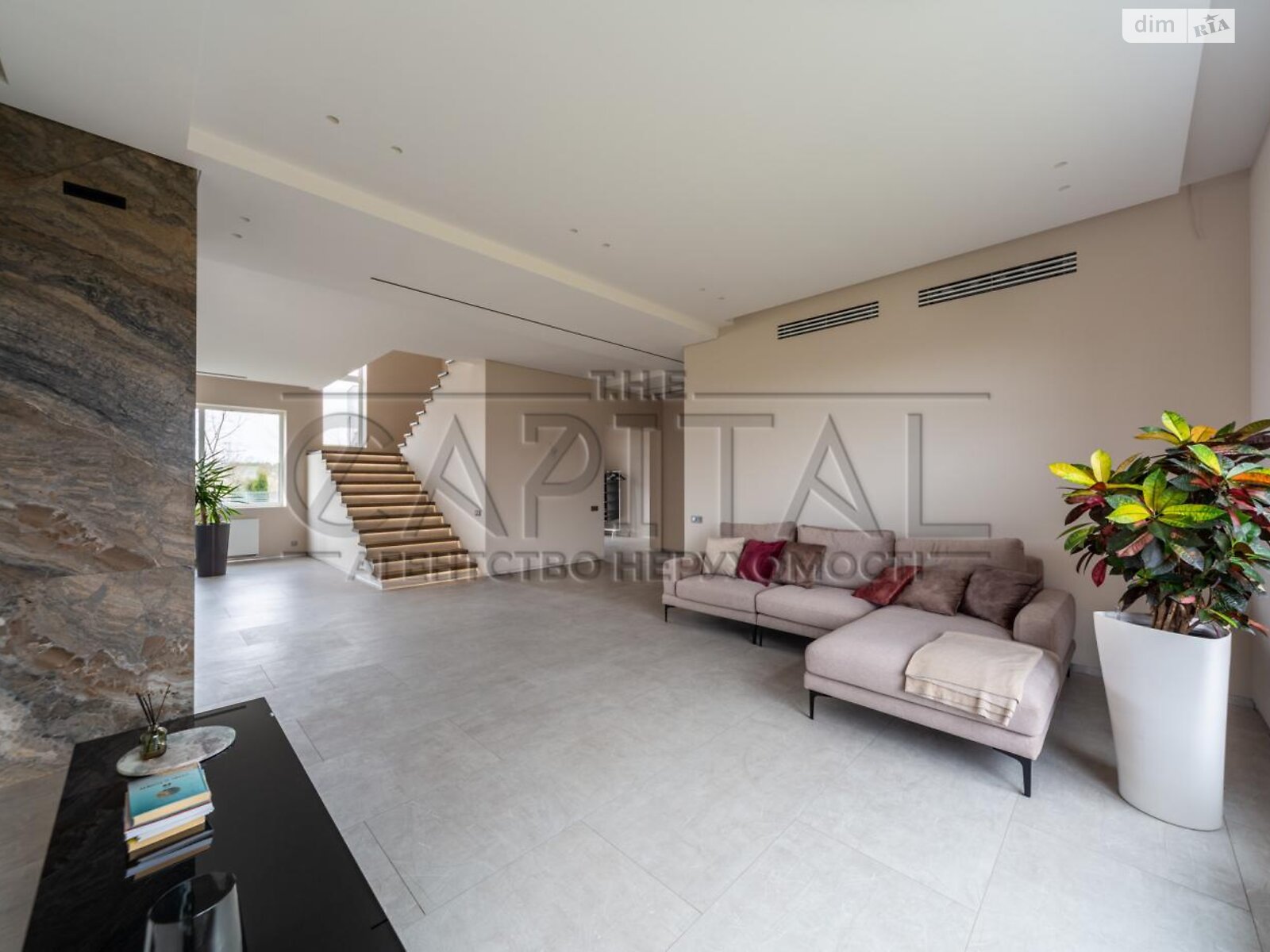 двухэтажный дом с верандой, 258.5 кв. м, кирпич. Продажа в Берёзовке фото 1 двухэтажный дом с верандой, 258.5 кв. м, кирпич. Продажа в Берёзовке фото 1