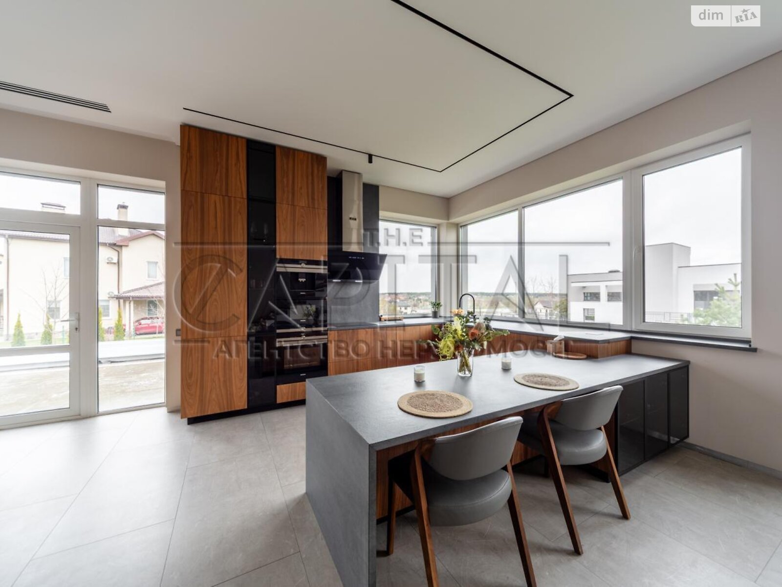 двухэтажный дом с верандой, 258.5 кв. м, кирпич. Продажа в Берёзовке фото 1 двухэтажный дом с верандой, 258.5 кв. м, кирпич. Продажа в Берёзовке фото 1