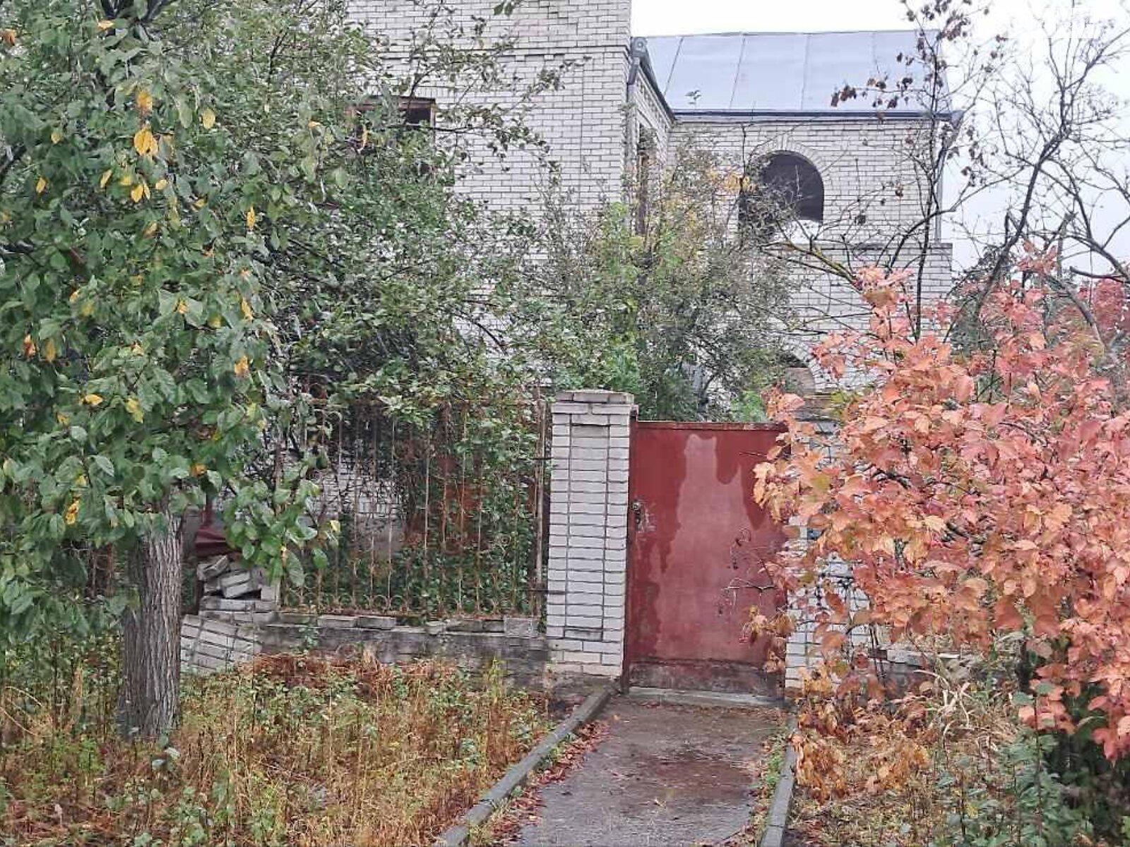 трехэтажный дом, 409.8 кв. м, кирпич. Продажа в Берёзовке фото 1