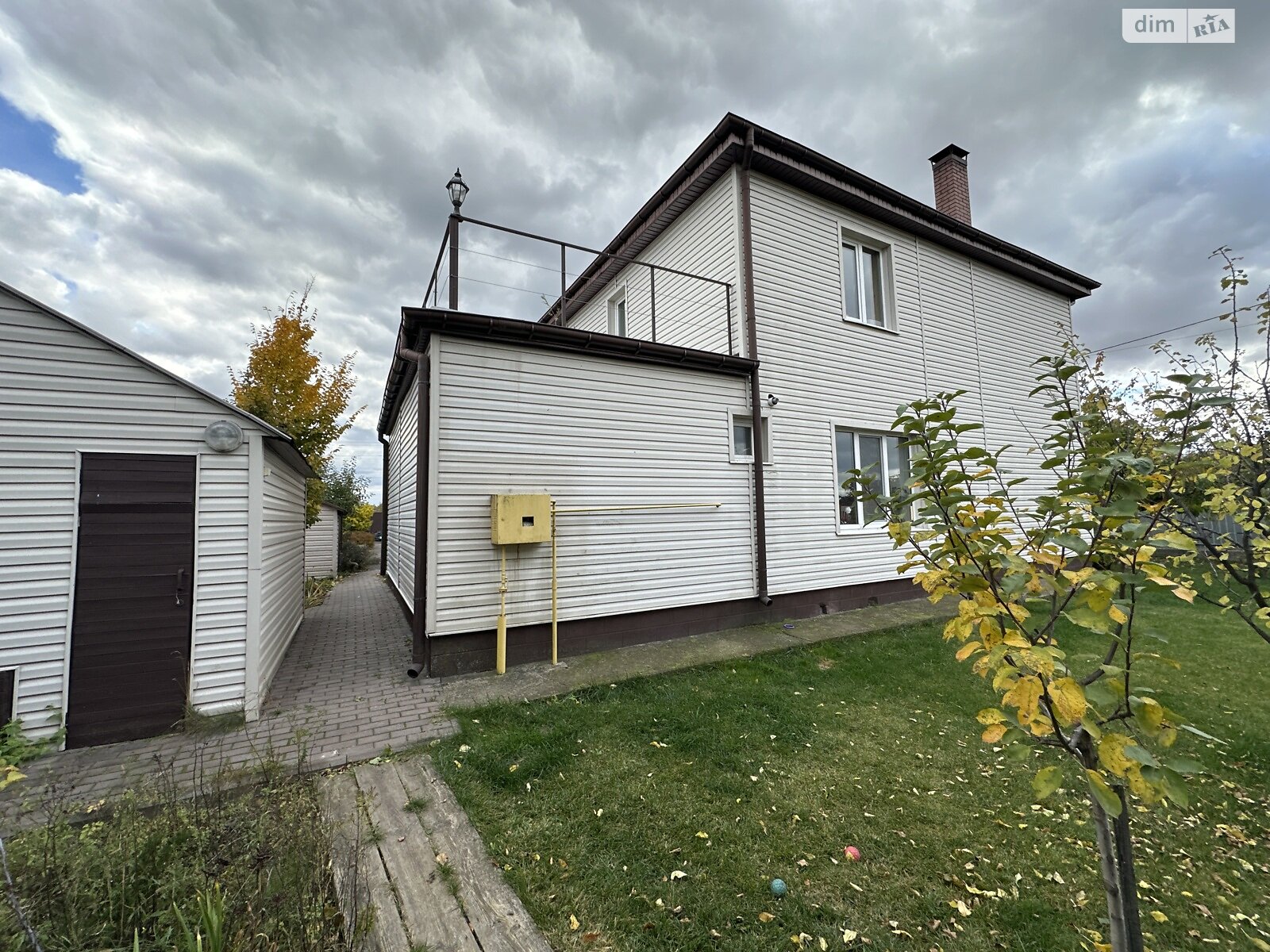 двухэтажный дом с гаражом, 187 кв. м, кирпич. Продажа в Берёзовке фото 1