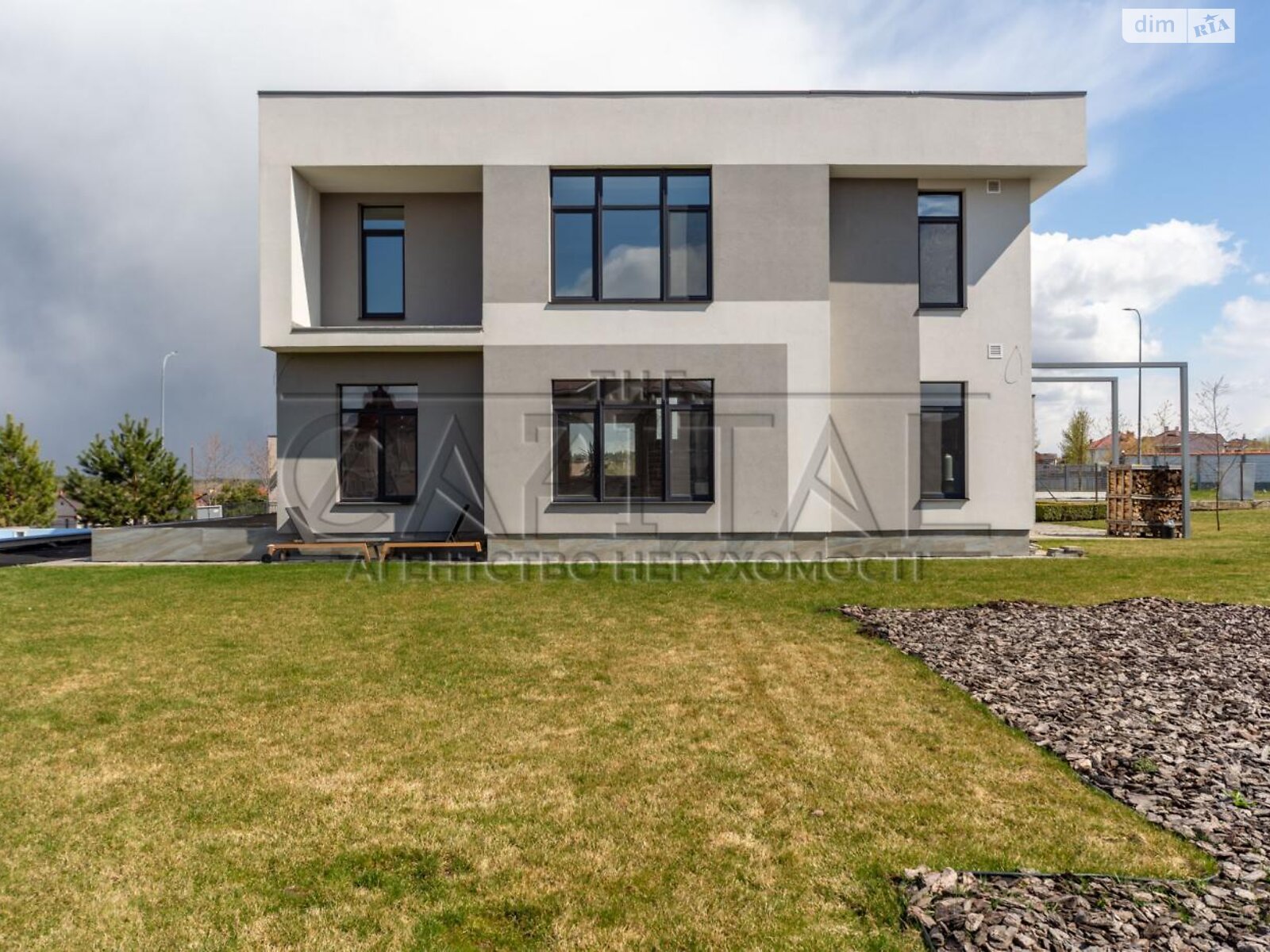 двухэтажный дом, 260 кв. м, кирпич. Продажа в Берёзовке фото 1 двухэтажный дом, 260 кв. м, кирпич. Продажа в Берёзовке фото 1