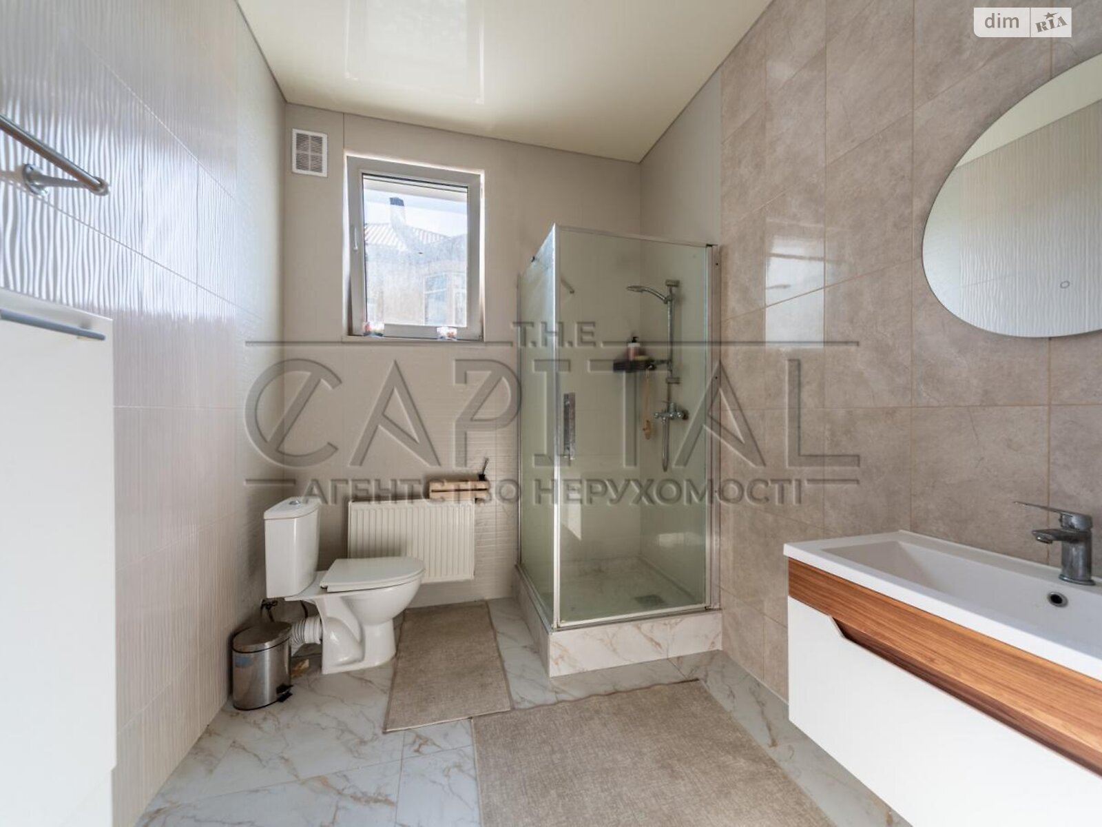 триповерховий будинок з балконом, 431.9 кв. м, цегла. Продаж у Березівці фото 1