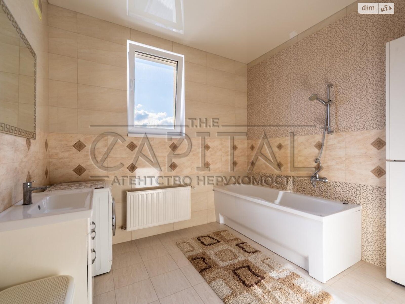 триповерховий будинок з балконом, 431.9 кв. м, цегла. Продаж у Березівці фото 1