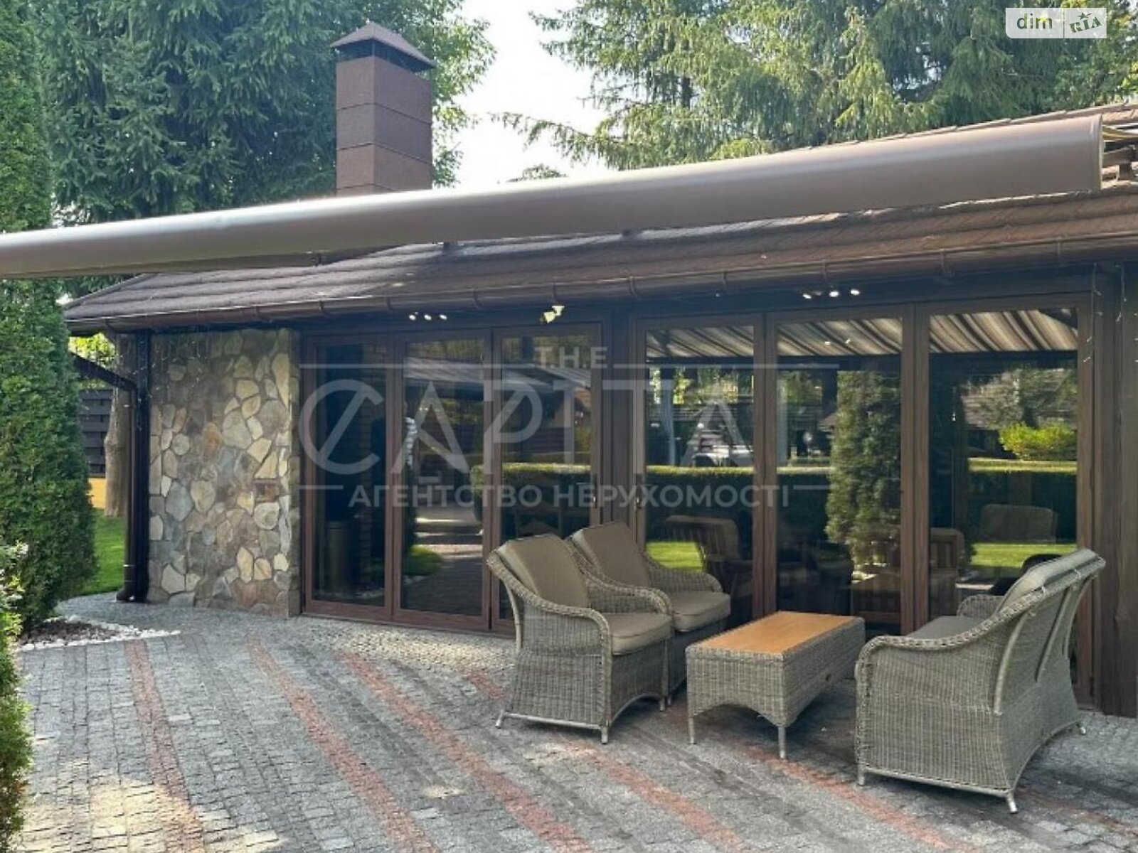 двухэтажный дом с гаражом, 450 кв. м, кирпич. Продажа в Берёзовке фото 1 двухэтажный дом с гаражом, 450 кв. м, кирпич. Продажа в Берёзовке фото 1