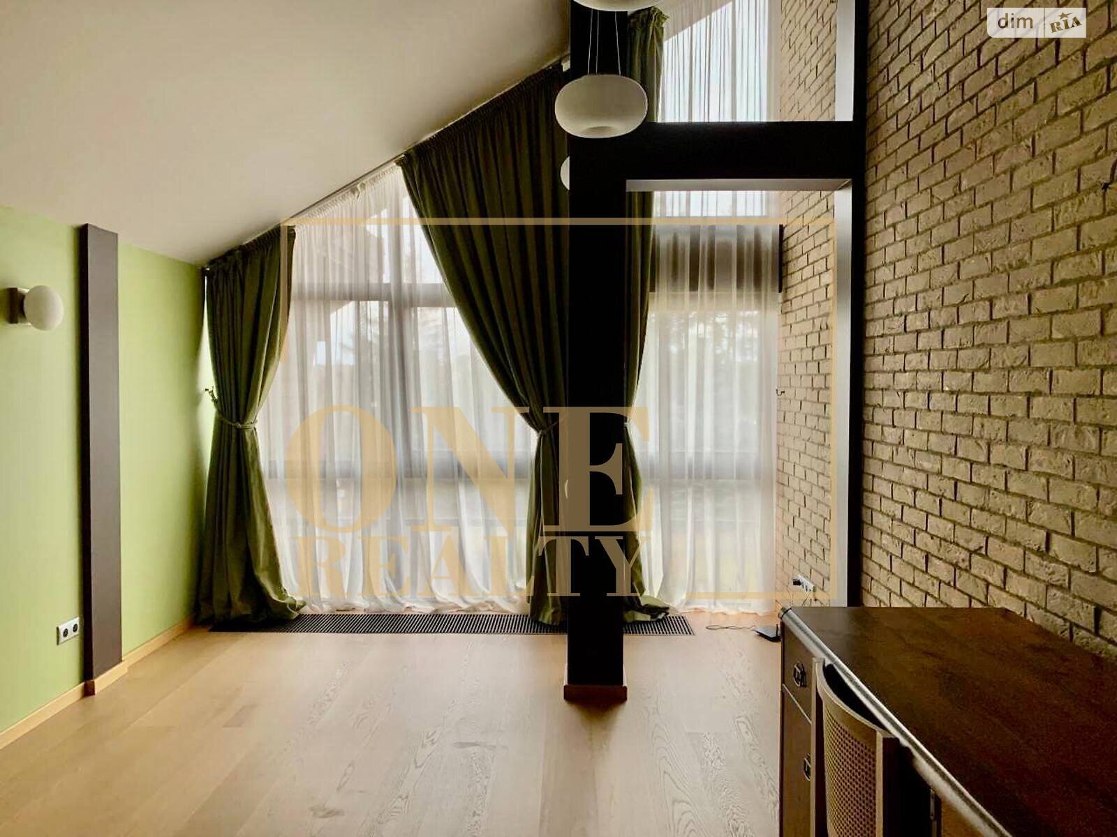 двоповерховий будинок з гаражем, 763.8 кв. м, цегла. Продаж у Березівці фото 1 двоповерховий будинок з гаражем, 763.8 кв. м, цегла. Продаж у Березівці фото 1