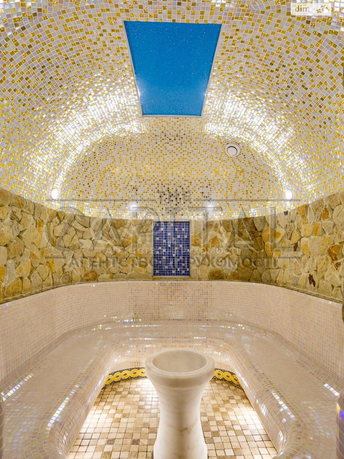 двоповерховий будинок, 763.8 кв. м, цегла. Продаж у Березівці фото 1 двоповерховий будинок, 763.8 кв. м, цегла. Продаж у Березівці фото 1