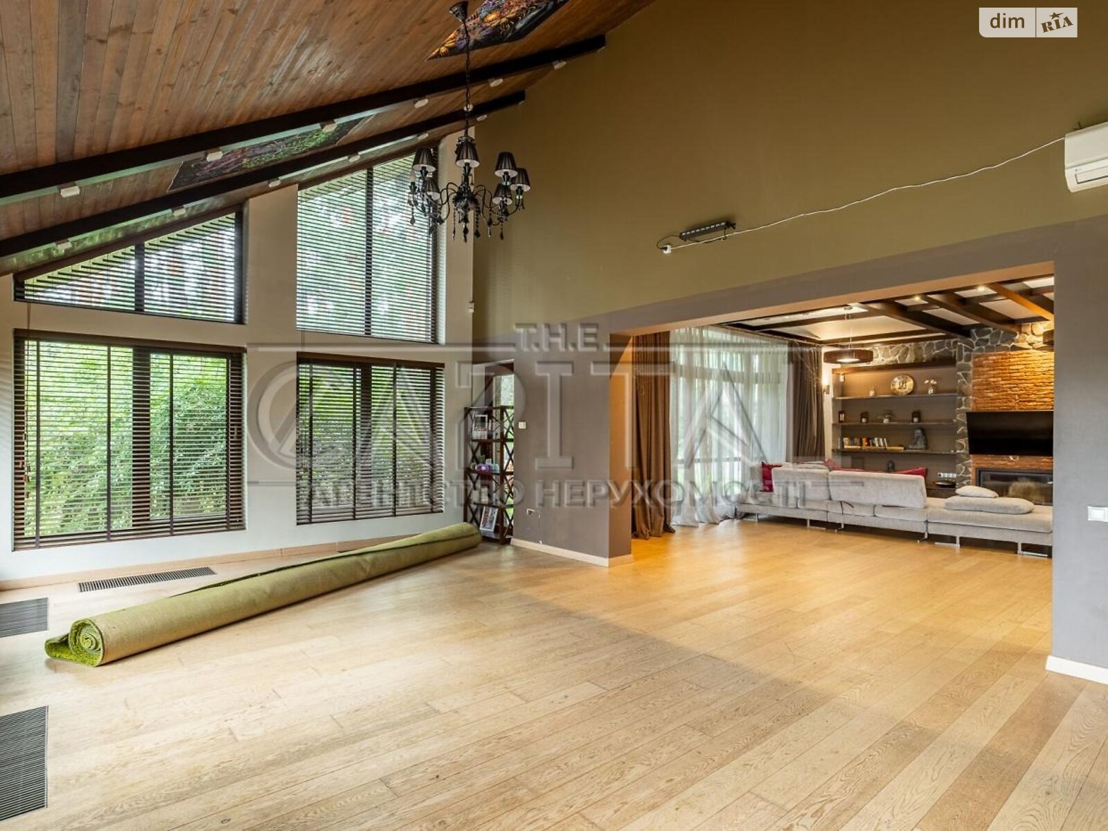 двоповерховий будинок, 763.8 кв. м, цегла. Продаж у Березівці фото 1 двоповерховий будинок, 763.8 кв. м, цегла. Продаж у Березівці фото 1