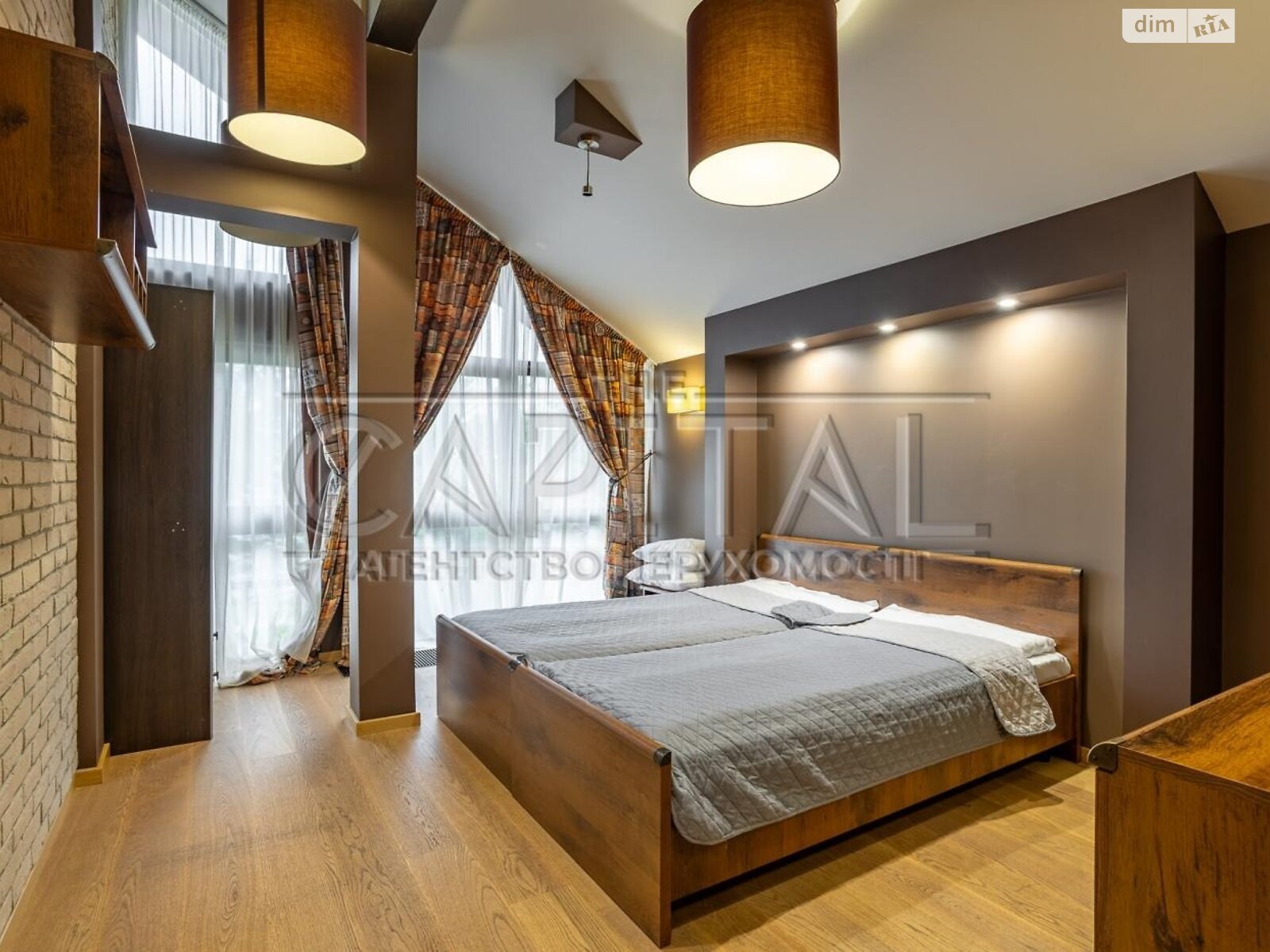 двоповерховий будинок, 763.8 кв. м, цегла. Продаж у Березівці фото 1 двоповерховий будинок, 763.8 кв. м, цегла. Продаж у Березівці фото 1